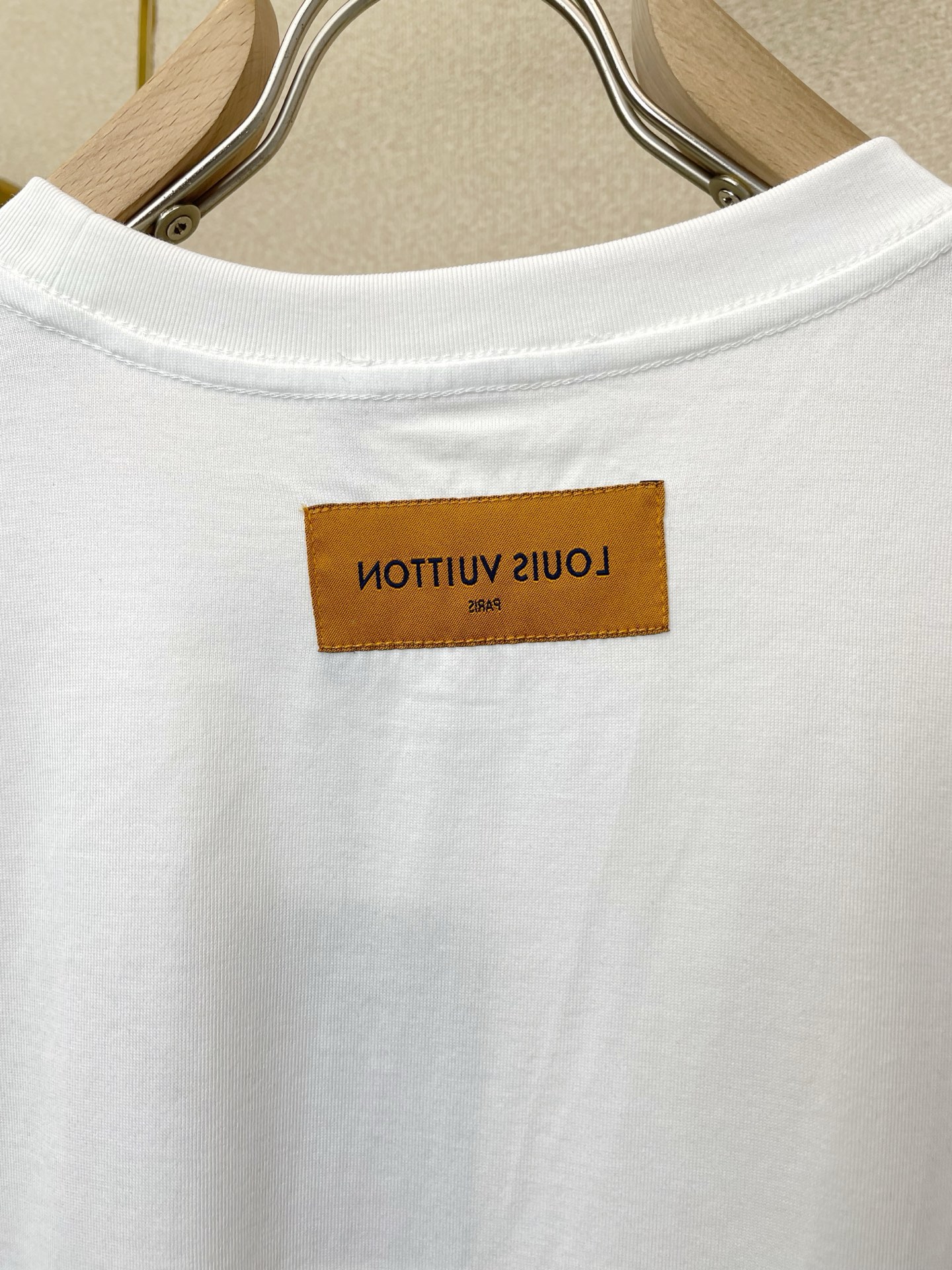 。Louis Vuitton路易威登💥独家专供新款原单男士休闲短袖 高端定制 高端版本 时尚百搭爆款⚠️