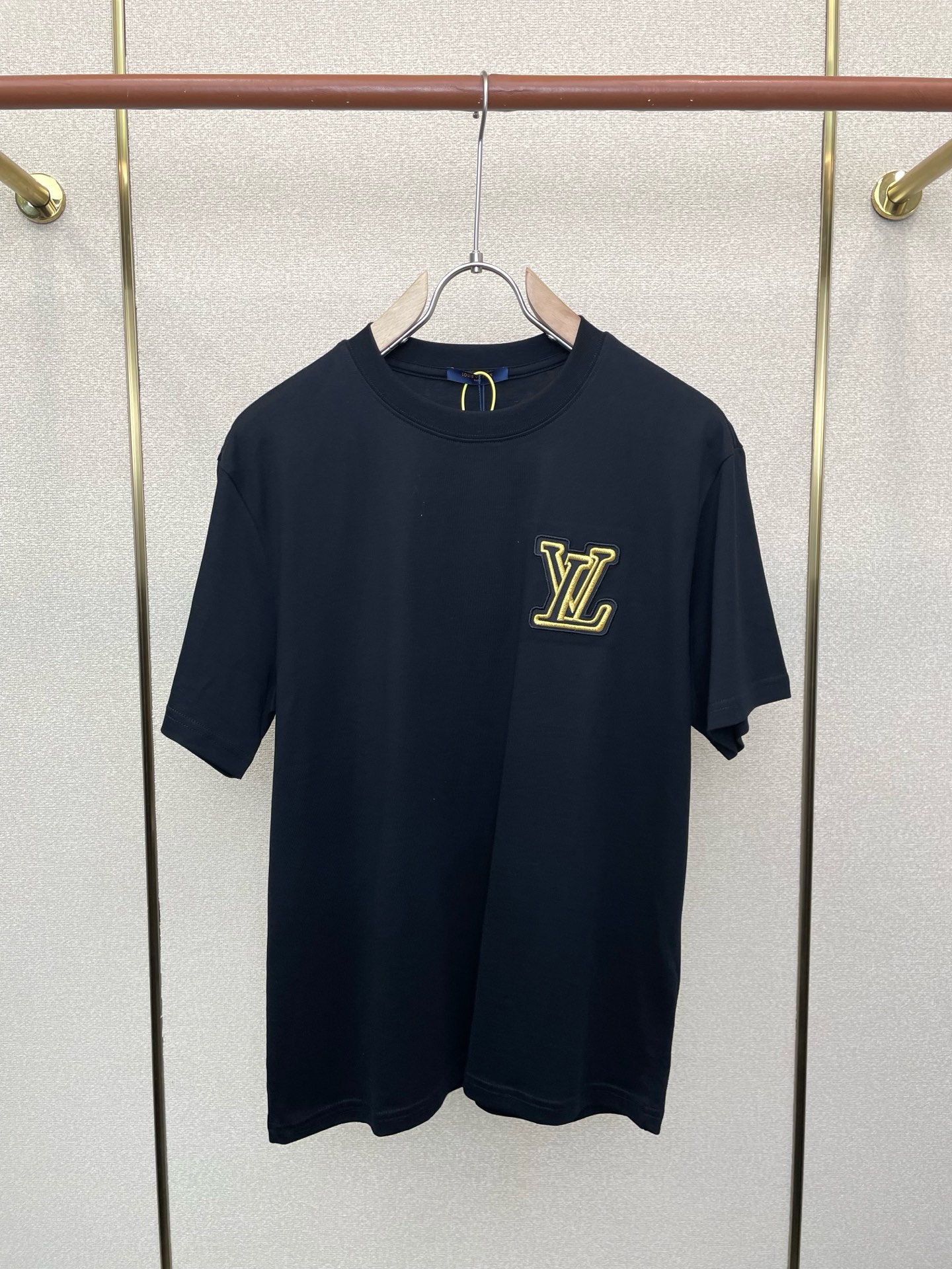 。Louis Vuitton路易威登💥独家专供新款原单男士休闲短袖 高端定制 高端版本 时尚百搭爆款⚠️