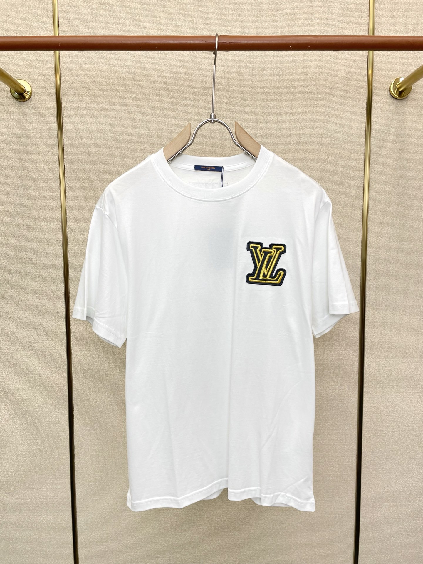 。Louis Vuitton路易威登💥独家专供新款原单男士休闲短袖 高端定制 高端版本 时尚百搭爆款⚠️