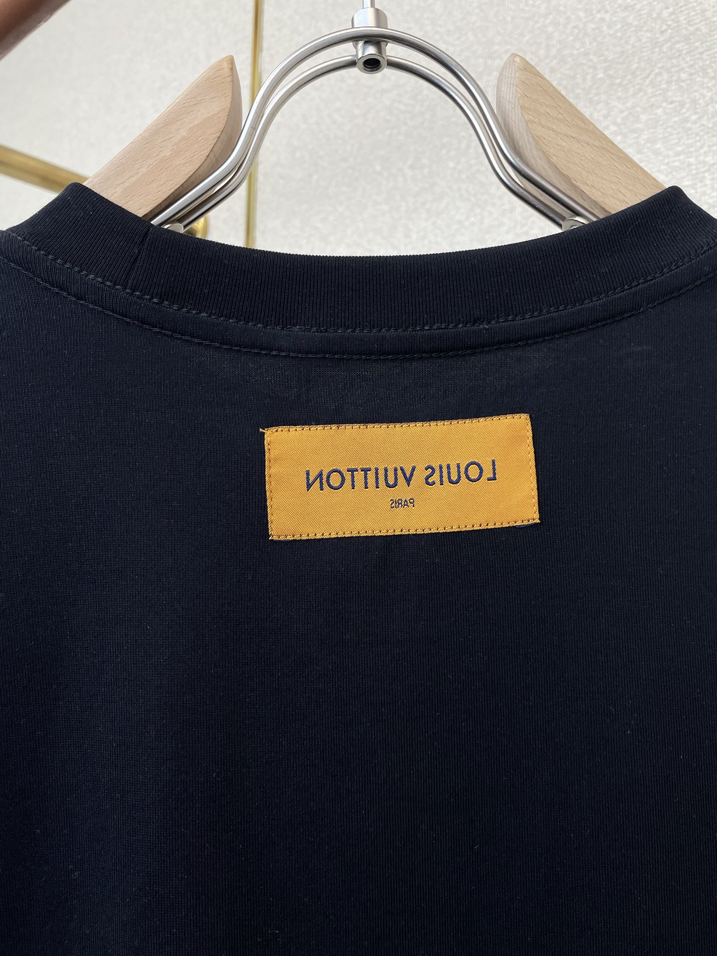 。Louis Vuitton路易威登💥独家专供新款原单男士休闲短袖 高端定制 高端版本 时尚百搭爆款⚠️