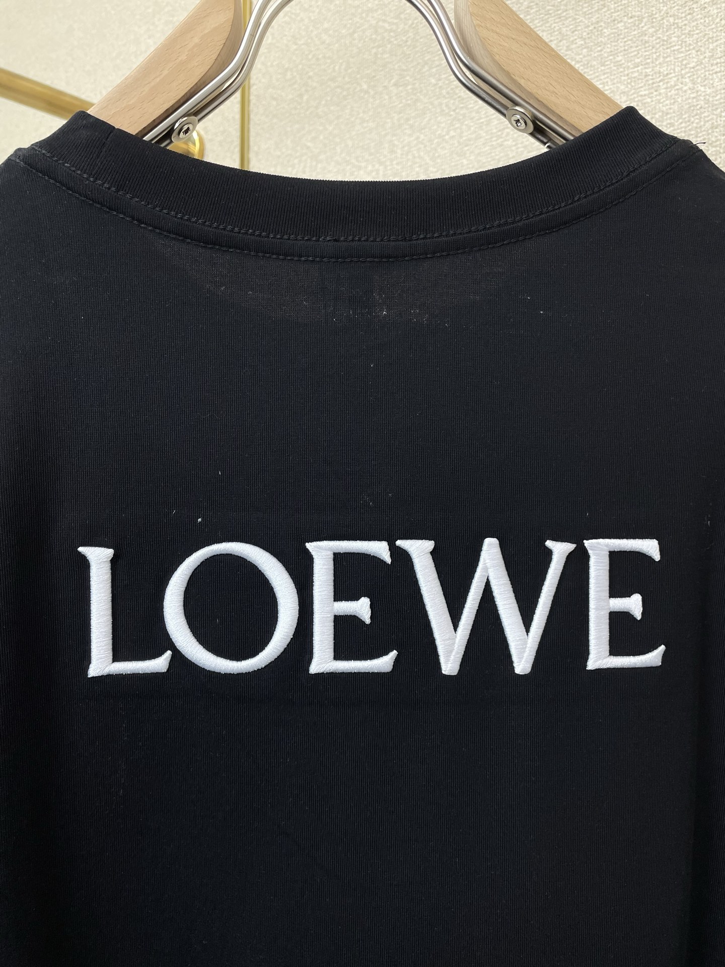 。LOEWE罗意威💥砸锅卖铁都要上的新款新款原单男士休闲短袖 高端定制 高端版本 时尚百搭爆款⚠️⚠️✨