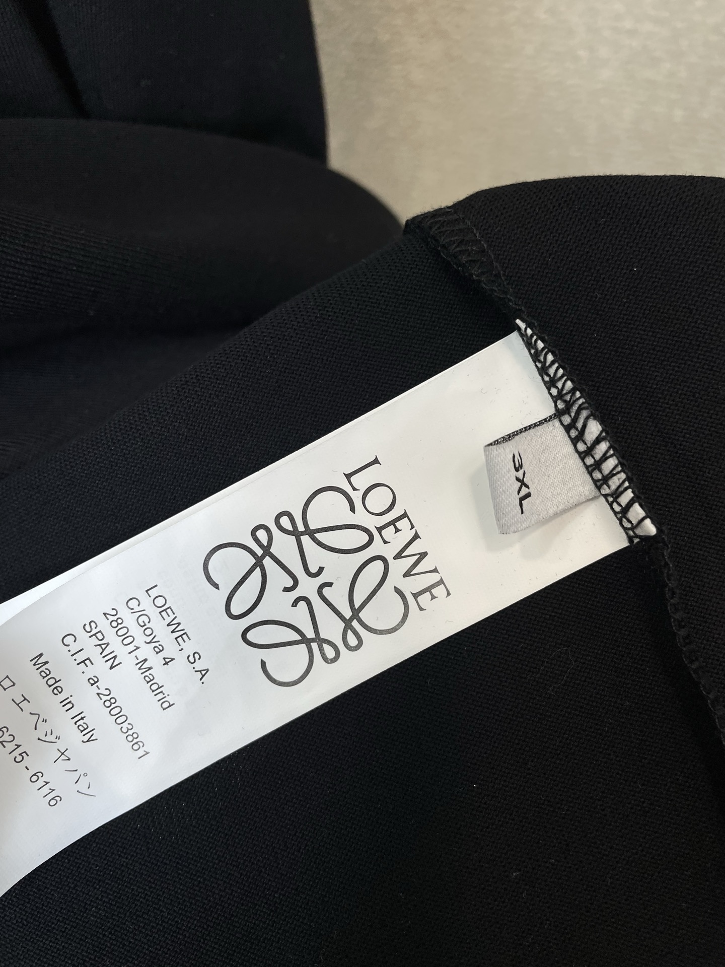 。LOEWE罗意威💥砸锅卖铁都要上的新款新款原单男士休闲短袖 高端定制 高端版本 时尚百搭爆款⚠️⚠️✨