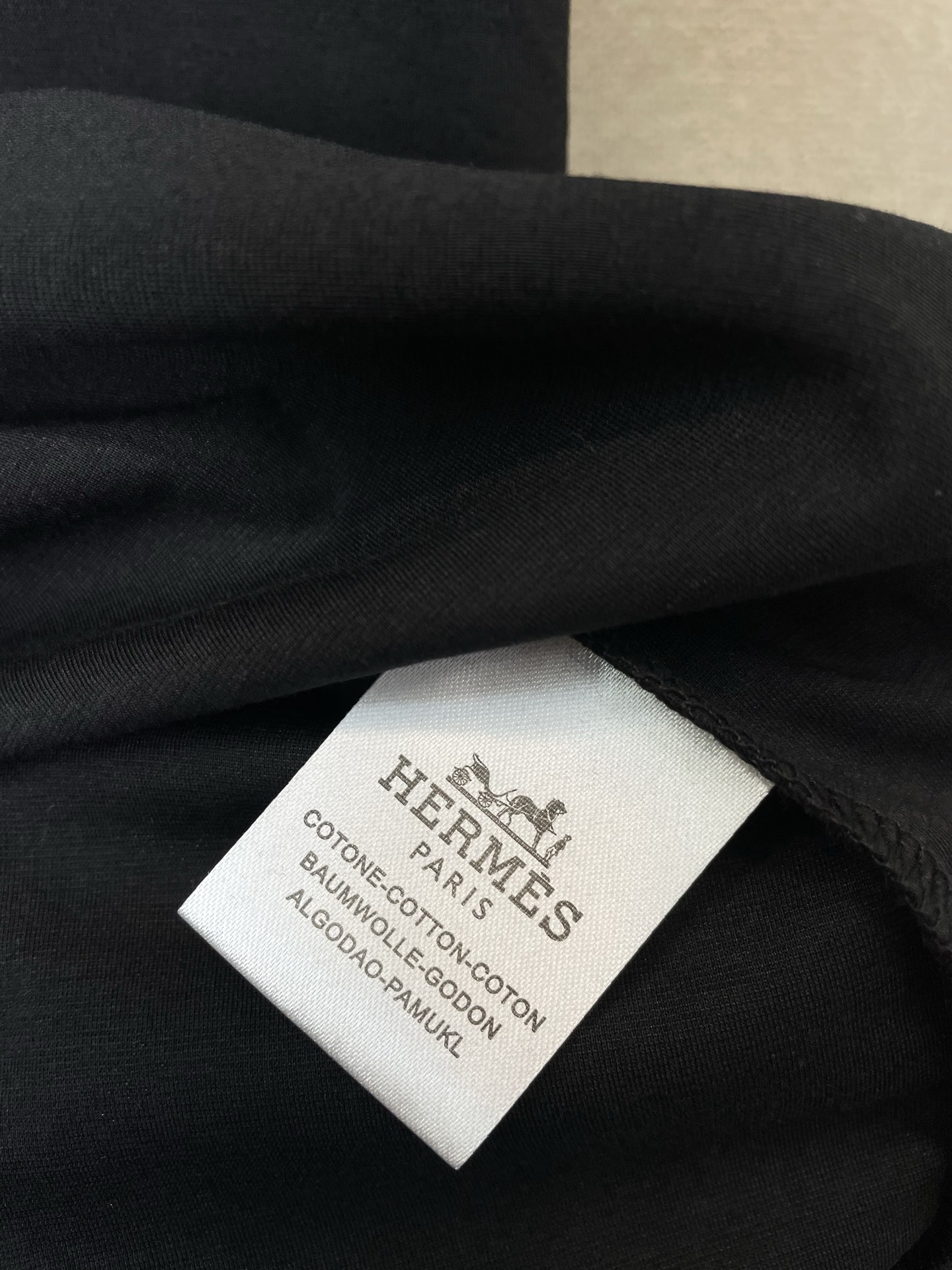 。Hermès爱马仕💥独家专供新款原单男士休闲短袖 高端定制 高端版本 时尚百搭爆款⚠️⚠️✨✨进口面料