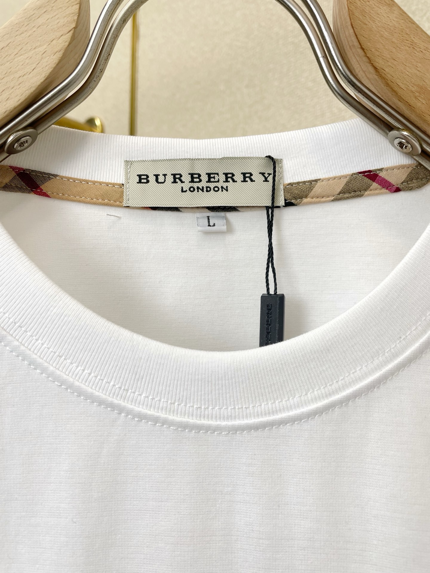。Burberry巴宝莉💥独家专供新款原单男士休闲短袖 高端定制 高端版本 时尚百搭爆款⚠️⚠️✨✨进口