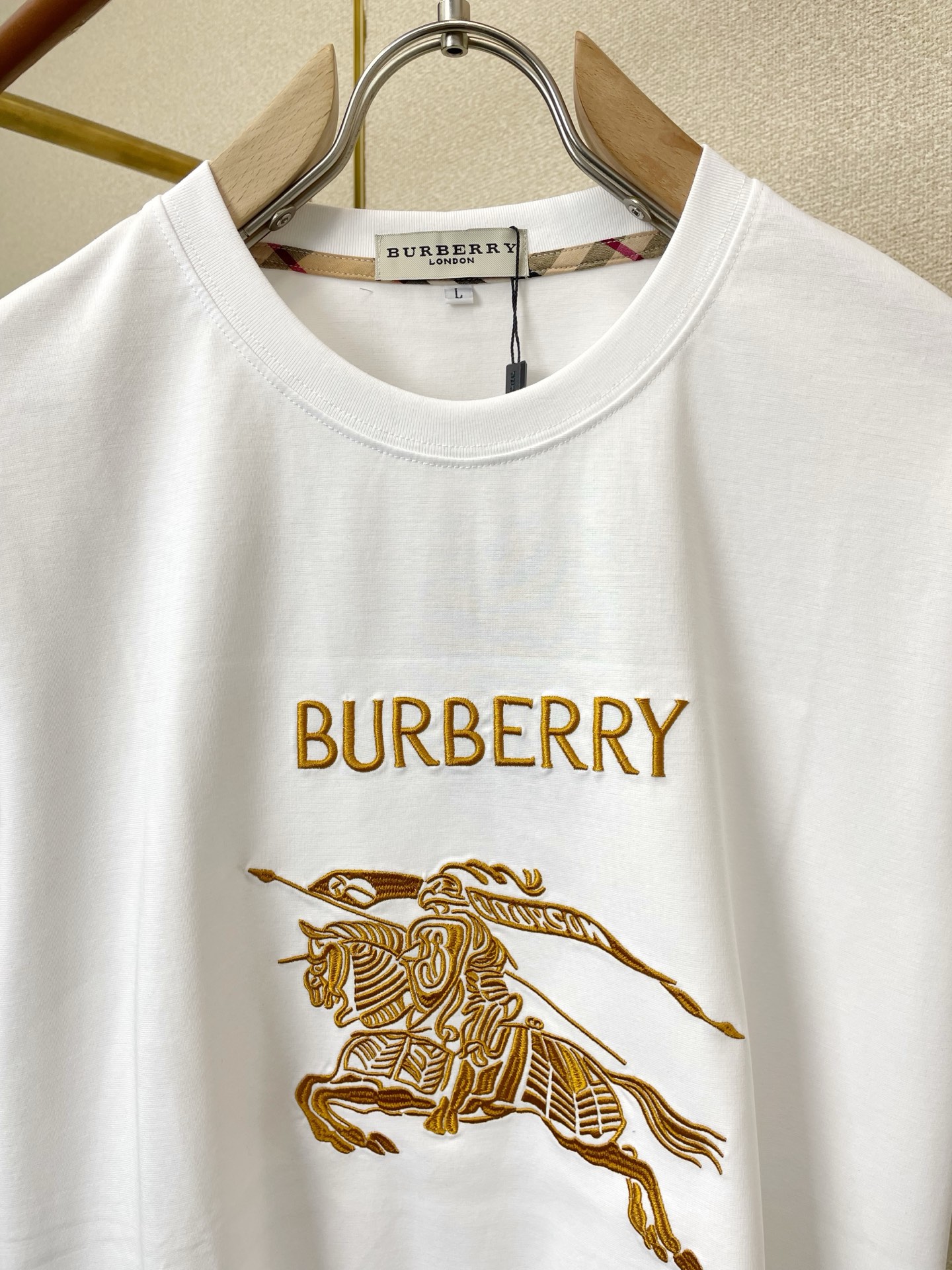 。Burberry巴宝莉💥独家专供新款原单男士休闲短袖 高端定制 高端版本 时尚百搭爆款⚠️⚠️✨✨进口