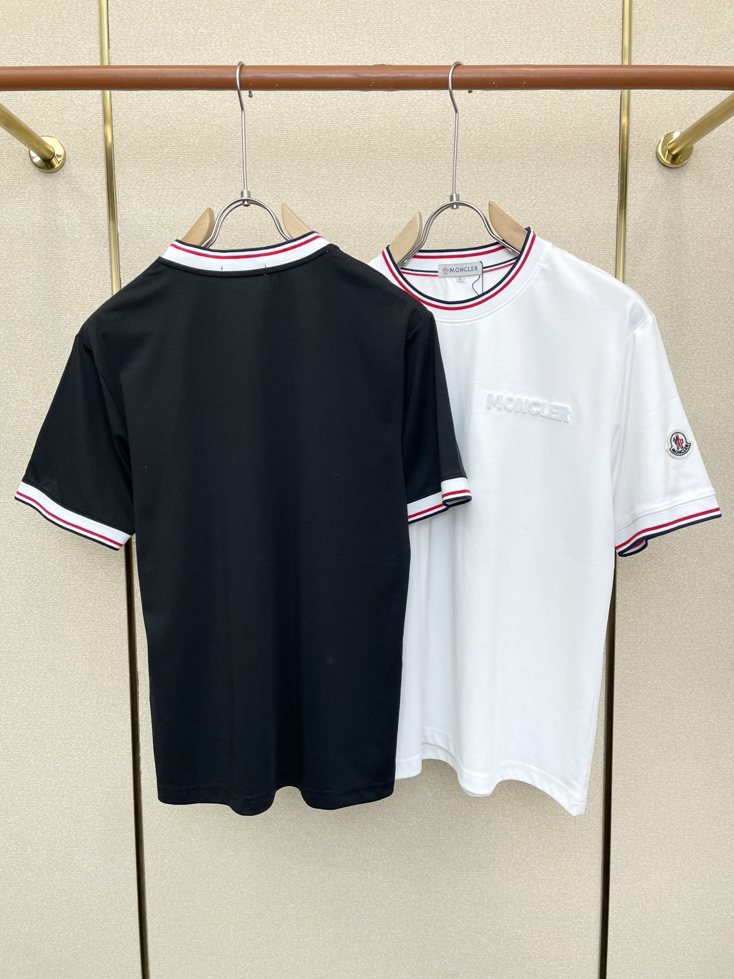 。Moncler蒙口💥独家专供新款原单男士休闲短袖 高端定制 高端版本 时尚百搭爆款⚠️⚠️✨✨进口面料