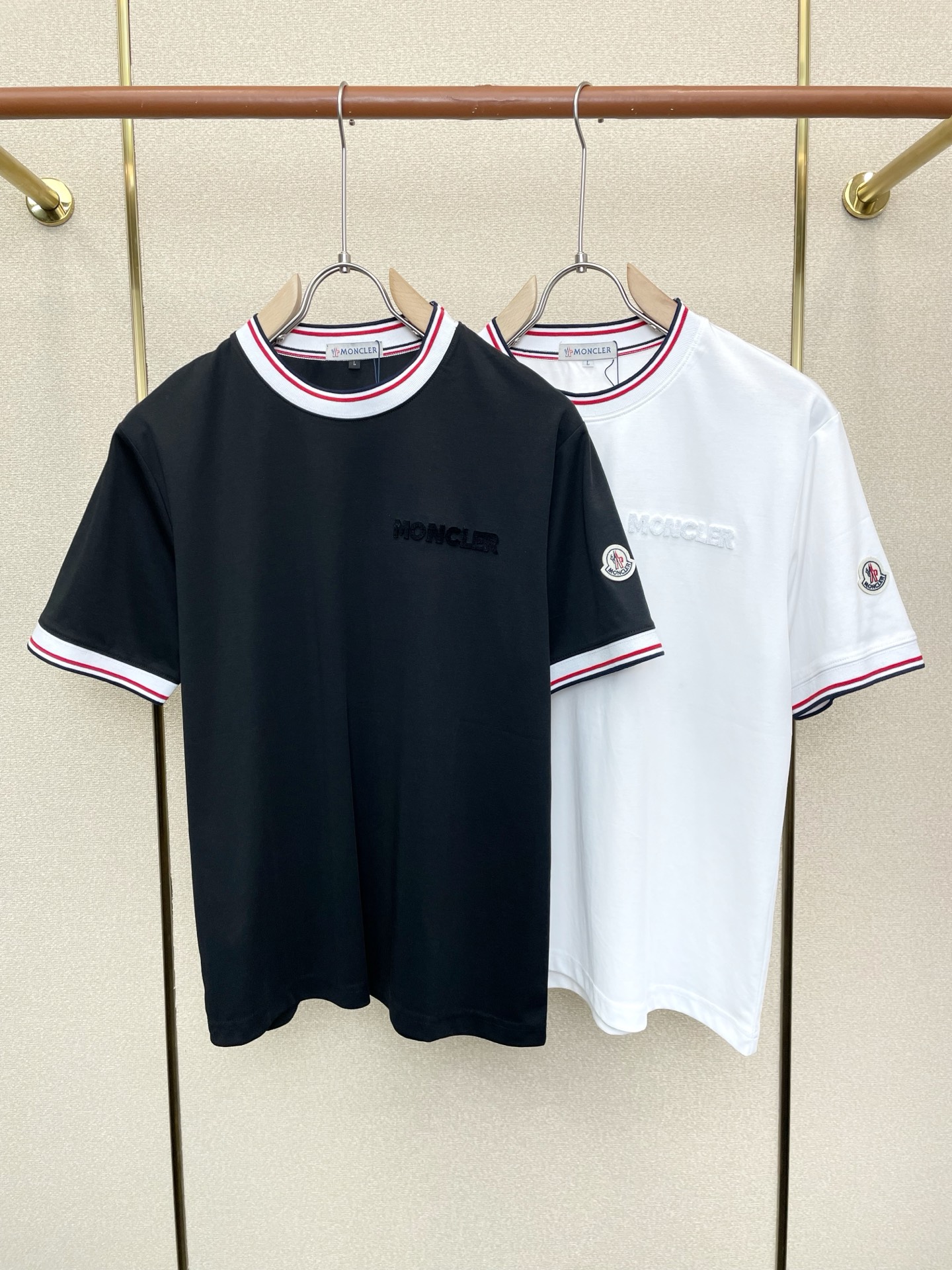。Moncler蒙口💥独家专供新款原单男士休闲短袖 高端定制 高端版本 时尚百搭爆款⚠️⚠️✨✨进口面料