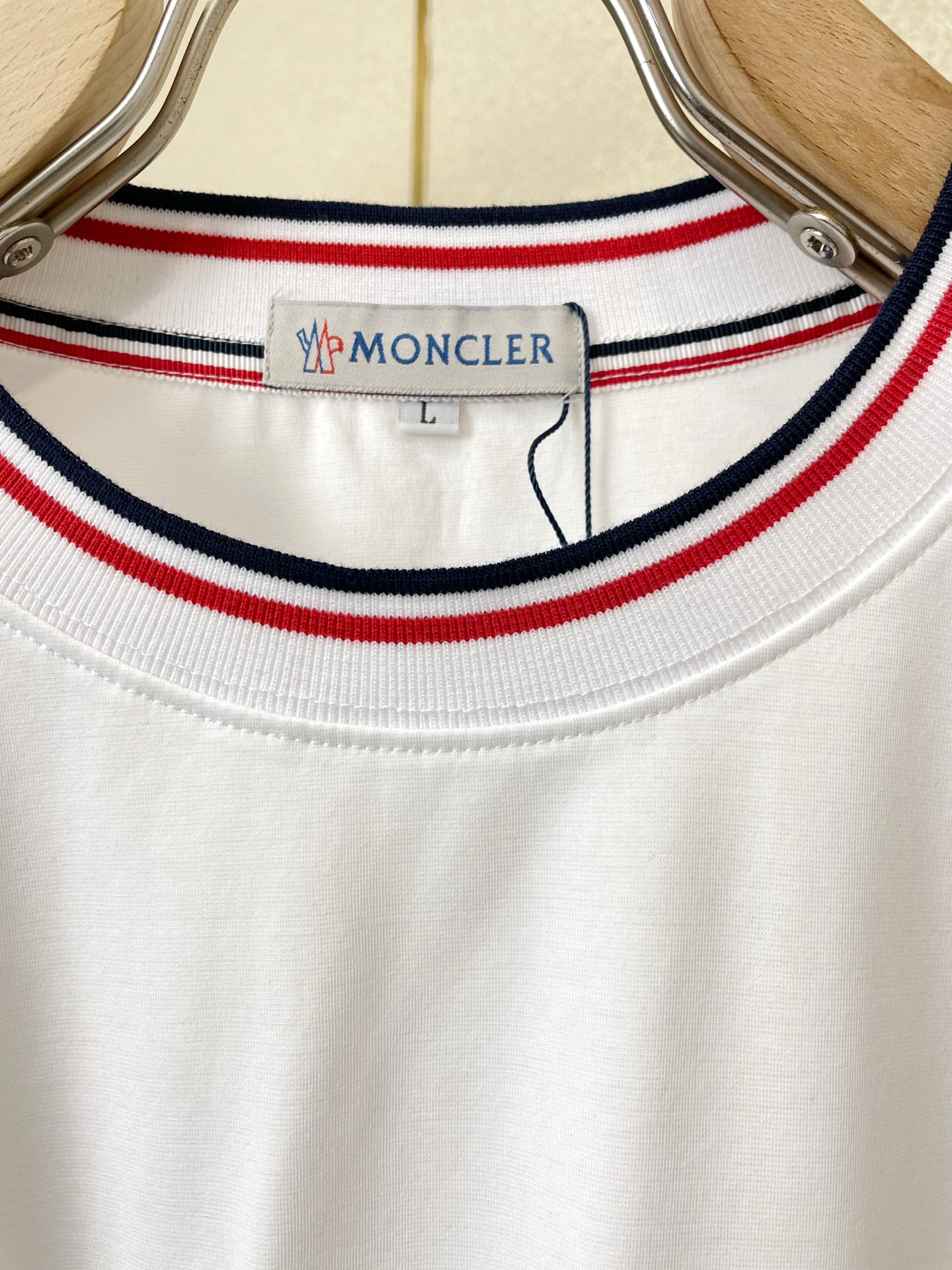 。Moncler蒙口💥独家专供新款原单男士休闲短袖 高端定制 高端版本 时尚百搭爆款⚠️⚠️✨✨进口面料