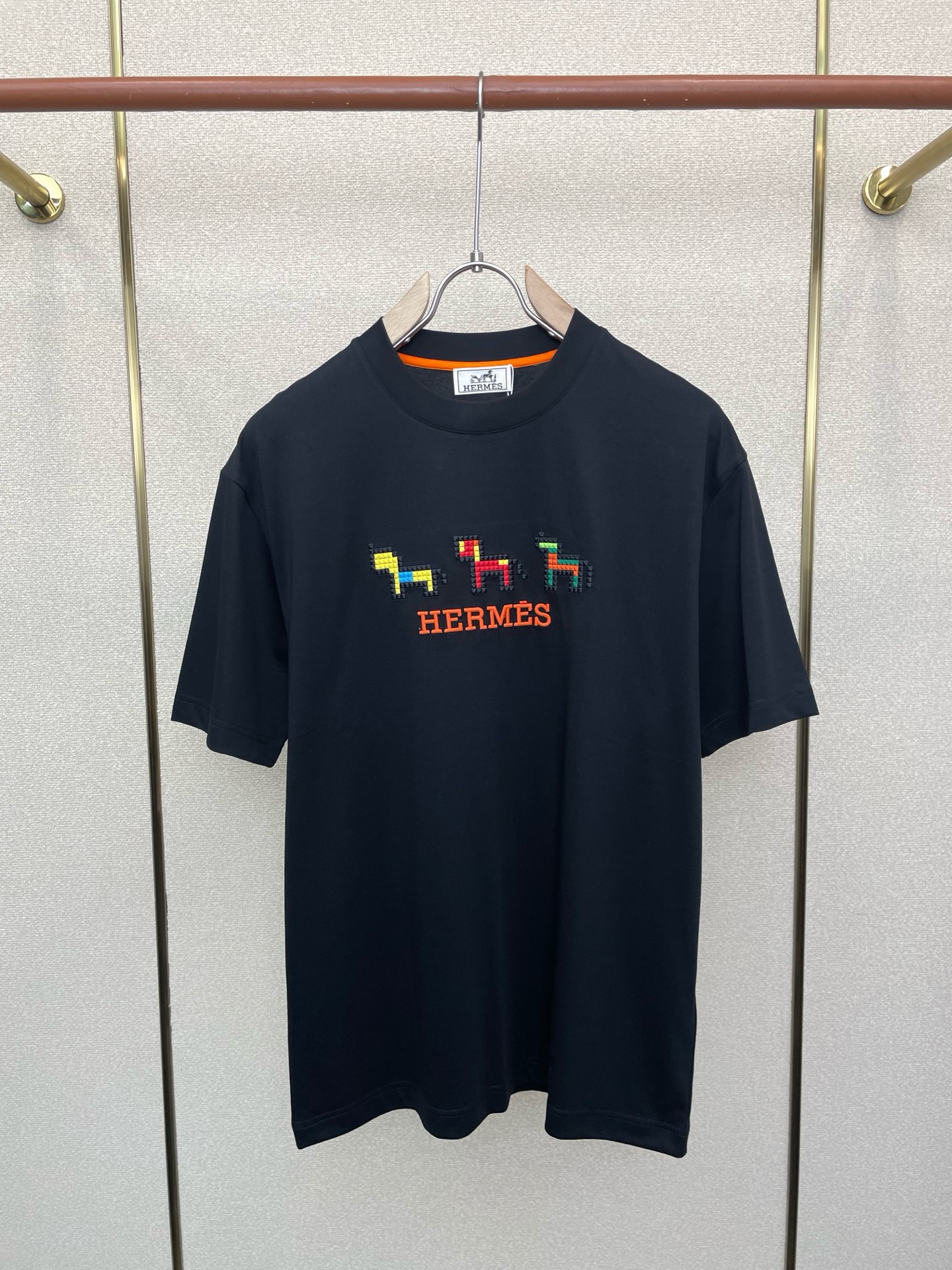 。Hermès爱马仕💥独家专供新款原单男士休闲短袖 高端定制 高端版本 时尚百搭爆款⚠️⚠️✨✨进口面料