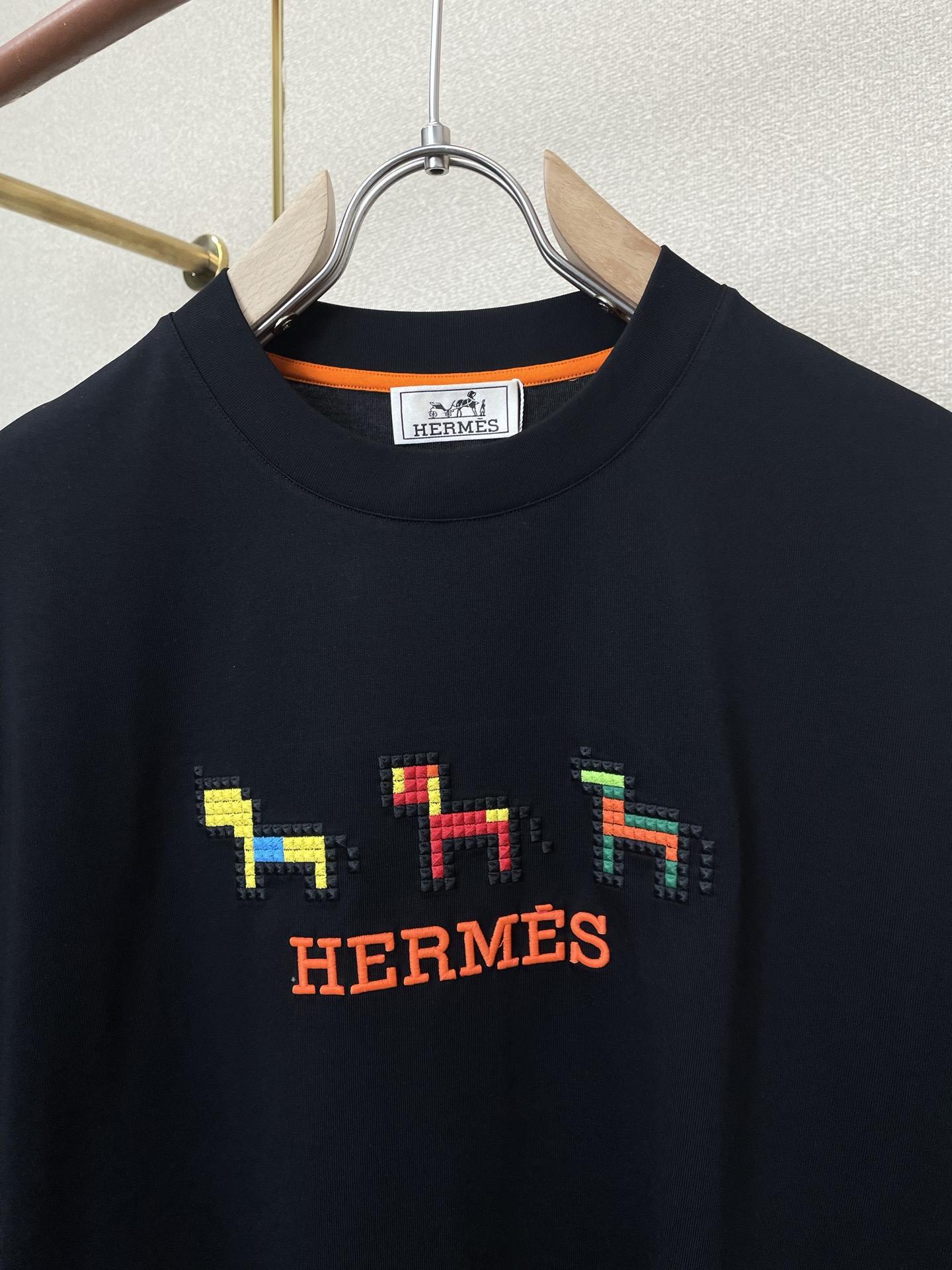 。Hermès爱马仕💥独家专供新款原单男士休闲短袖 高端定制 高端版本 时尚百搭爆款⚠️⚠️✨✨进口面料
