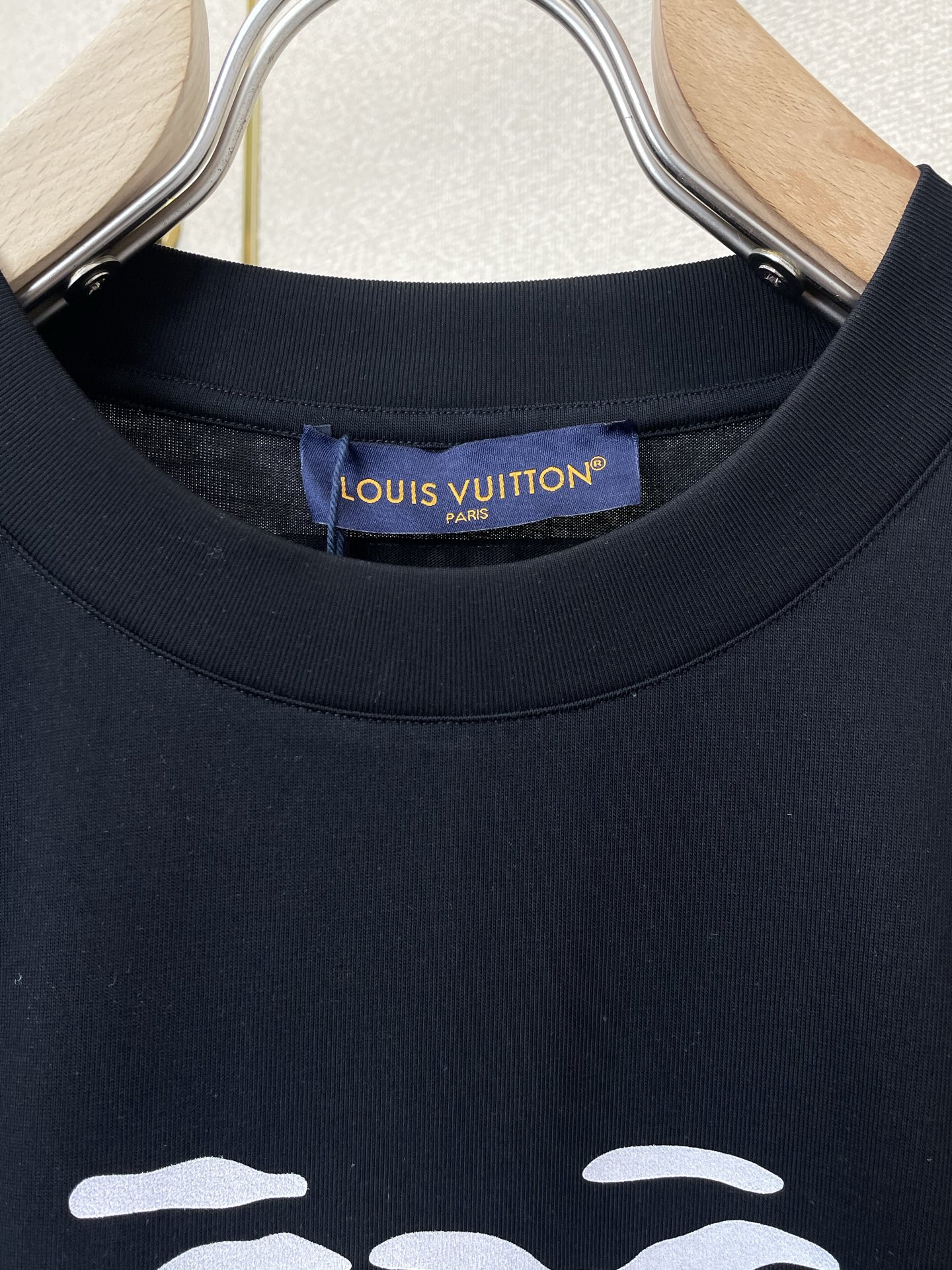 。Louis Vuitton路易威登💥独家专供新款原单男士休闲短袖 高端定制 高端版本 时尚百搭爆款⚠️