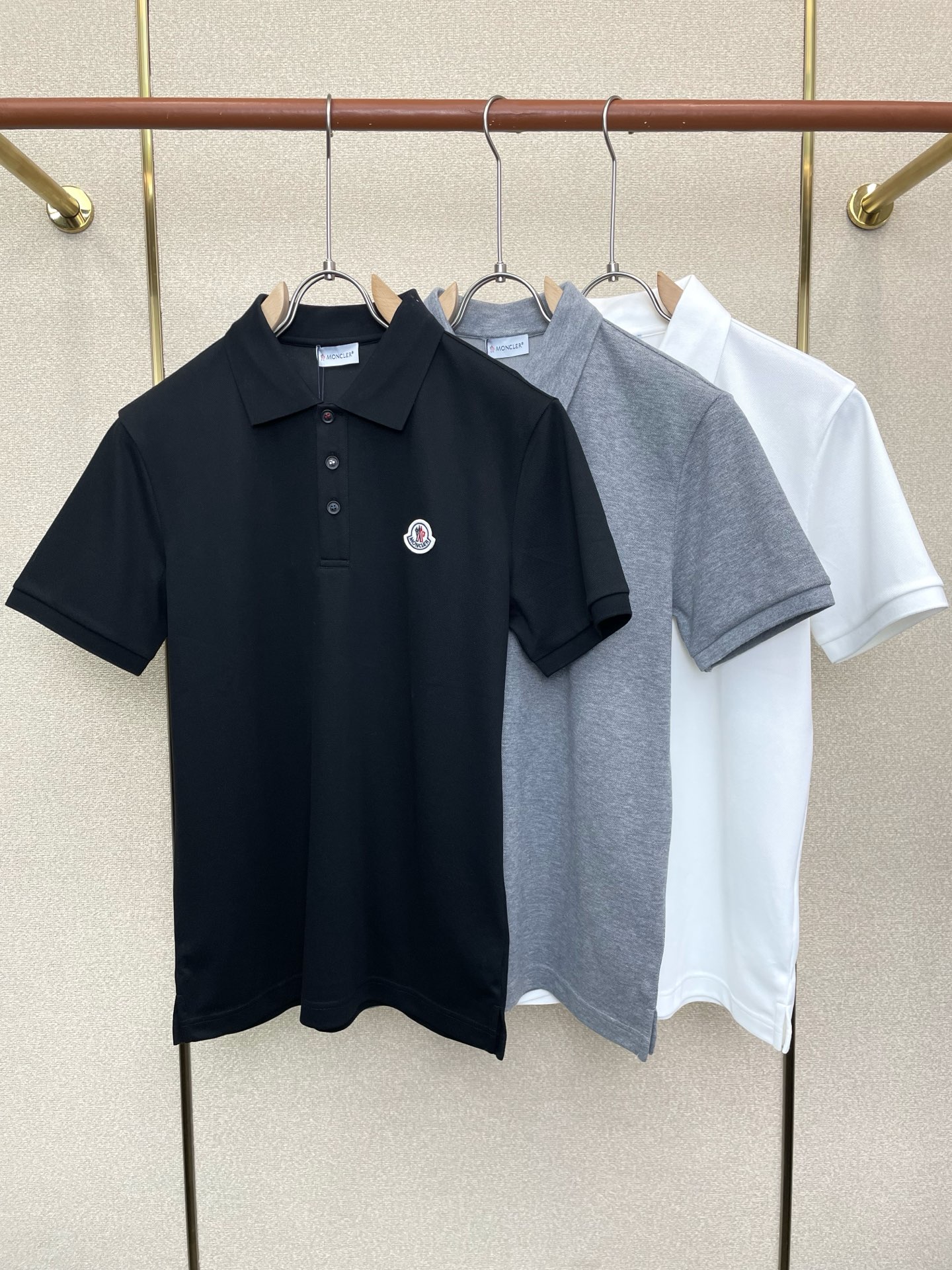 。Moncler蒙口💥独家专供新款原单男士休闲短袖 高端定制 高端版本 时尚百搭爆款⚠️⚠️✨✨进口面料