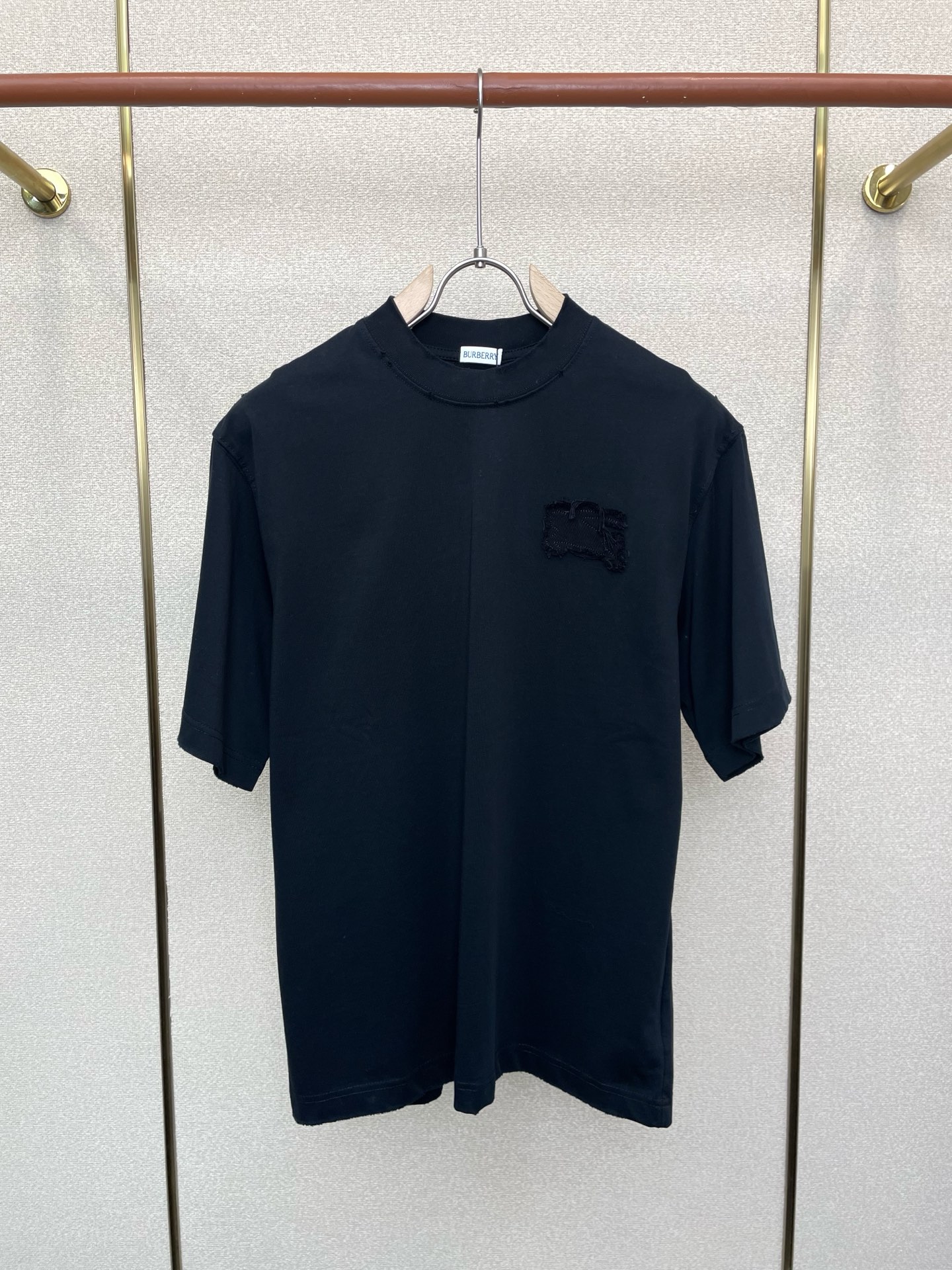 。Burberry巴宝莉💥独家专供新款原单男士休闲短袖 高端定制 高端版本 时尚百搭爆款⚠️⚠️✨✨进口