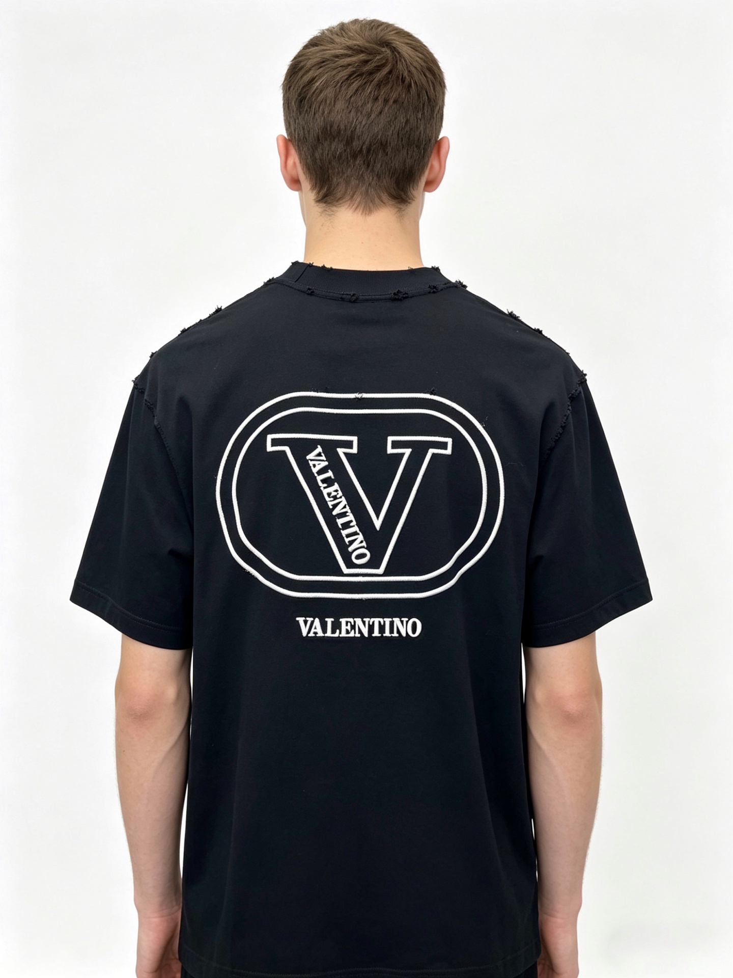 。VALENTINO华伦天奴💥独家专供新款原单男士休闲短袖 高端定制 高端版本 时尚百搭爆款⚠️⚠️✨✨