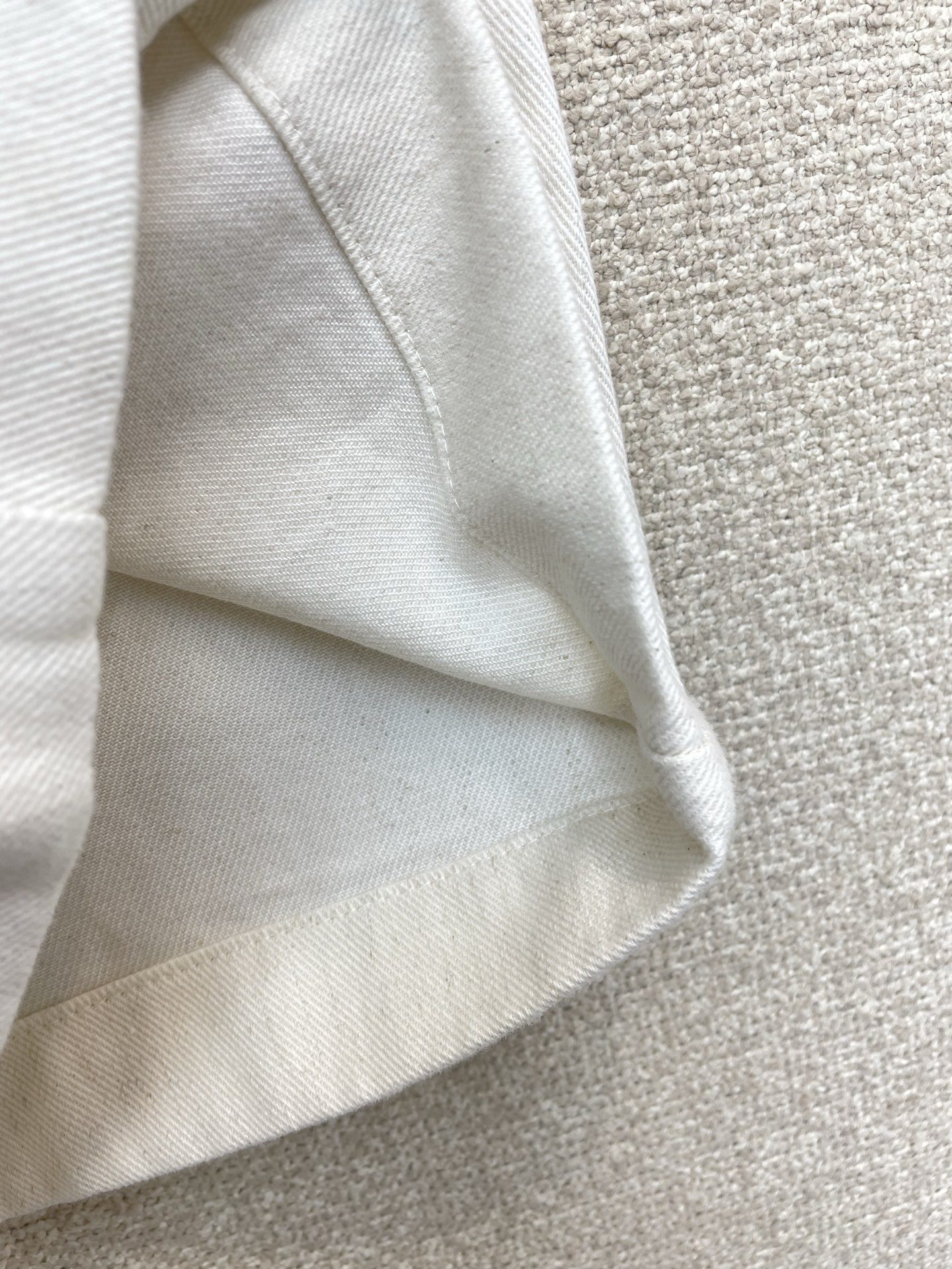 。loro Piana-loro Piana诺悠翩雅🩳独家专供新款 短裤高端版本！专柜定制面料 透气舒适