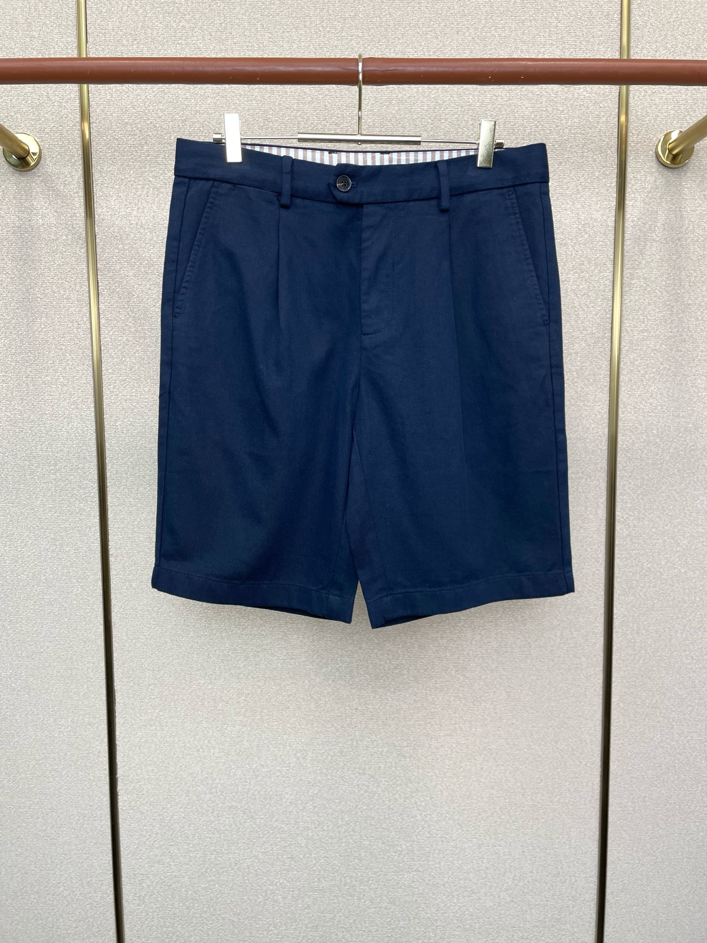 。loro Piana-loro Piana诺悠翩雅🩳独家专供新款 短裤高端版本！专柜定制面料 透气舒适