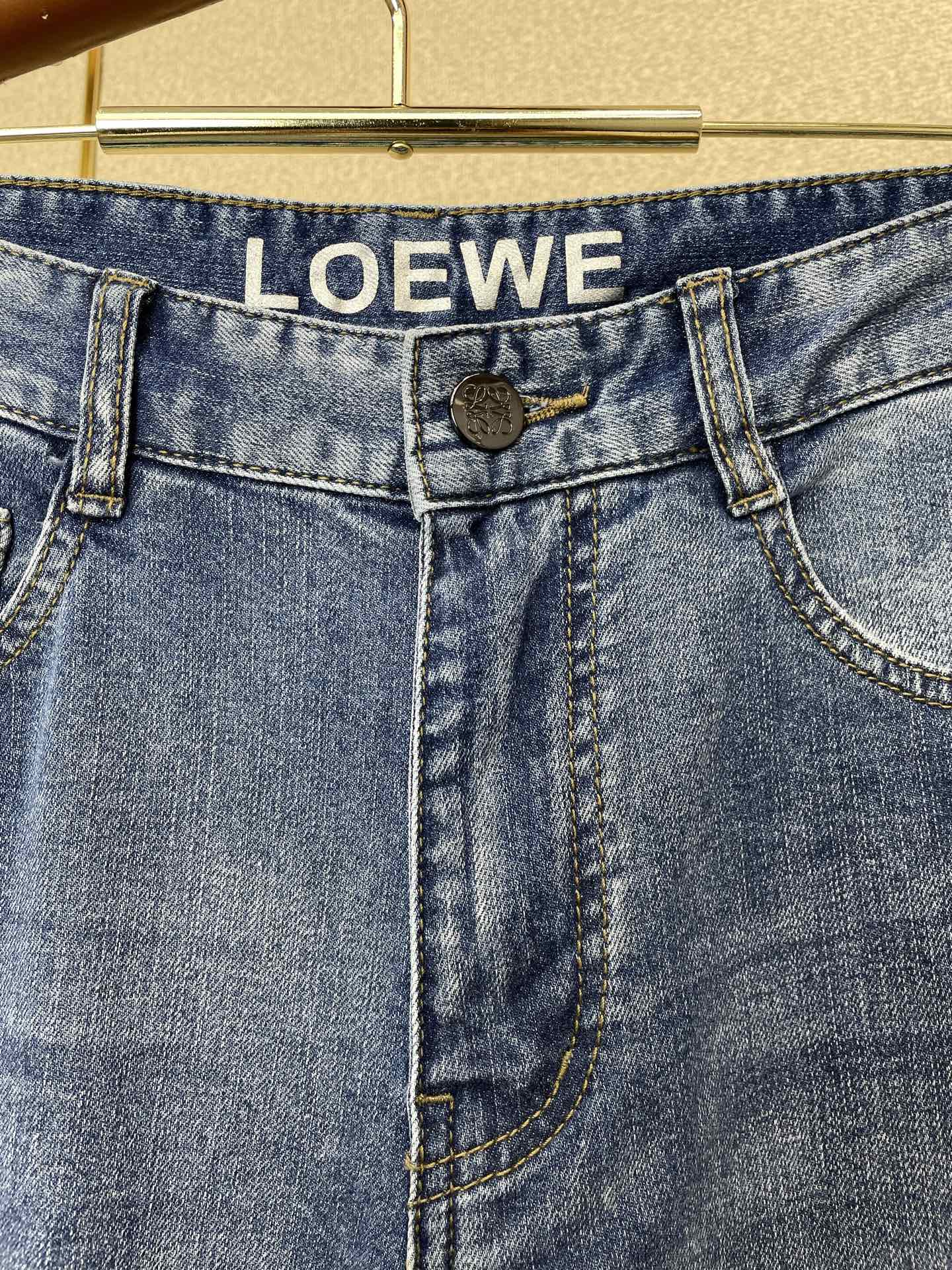 。LOEWE罗意威💥独家专供新款牛仔阔腿裤👖高端版本！专柜定制面料 透气舒适度高，细节无可挑剔，品牌元素
