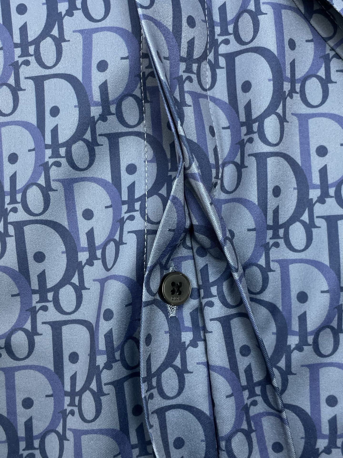 。Dior迪奥💥砸锅卖铁都要上的新款新款男士休闲衬衫 高端定制 高端版本 时尚百搭爆款⚠️⚠️✨✨进口面