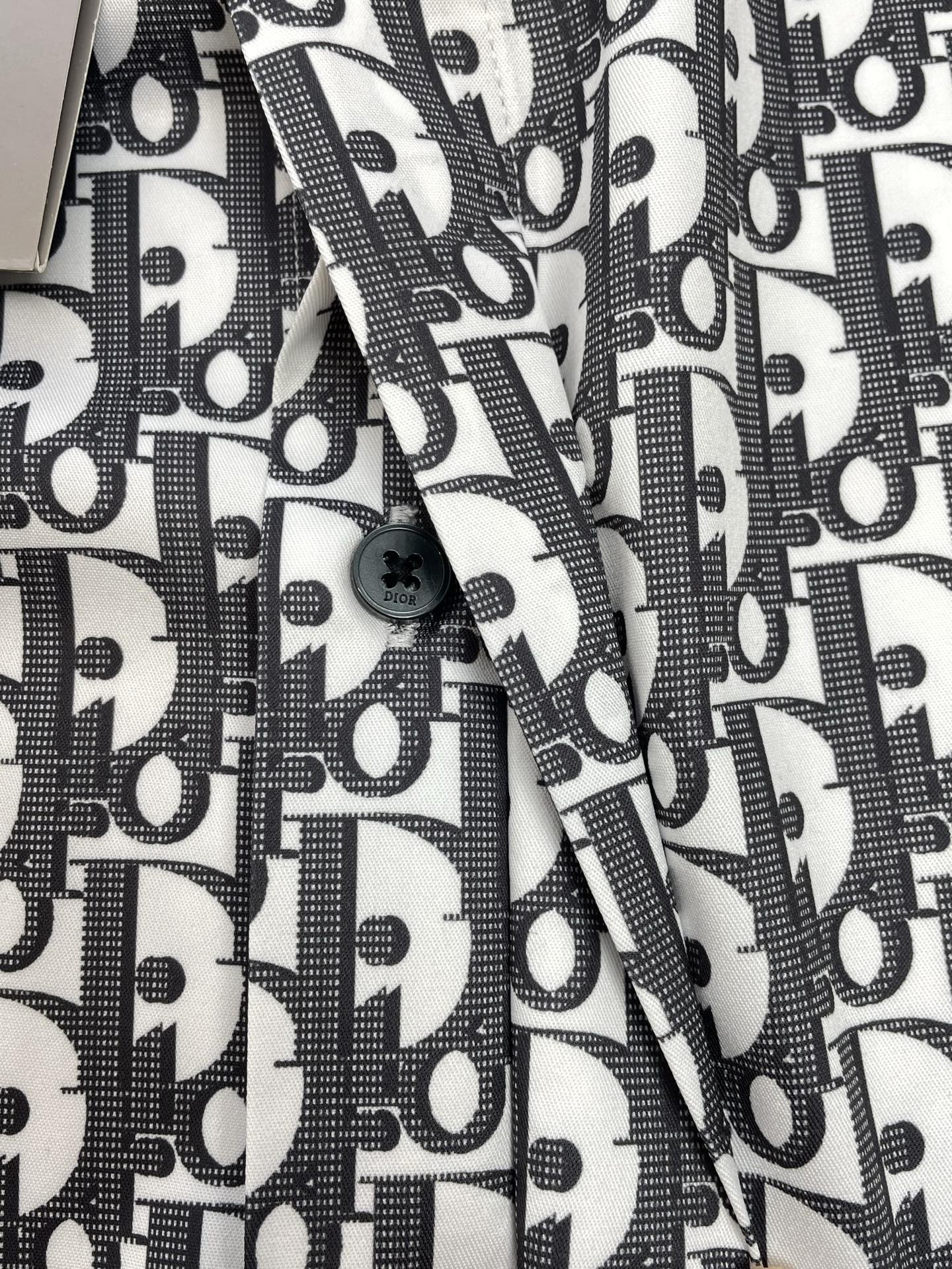 。Dior迪奥💥砸锅卖铁都要上的新款新款男士休闲衬衫 高端定制 高端版本 时尚百搭爆款⚠️⚠️✨✨进口面