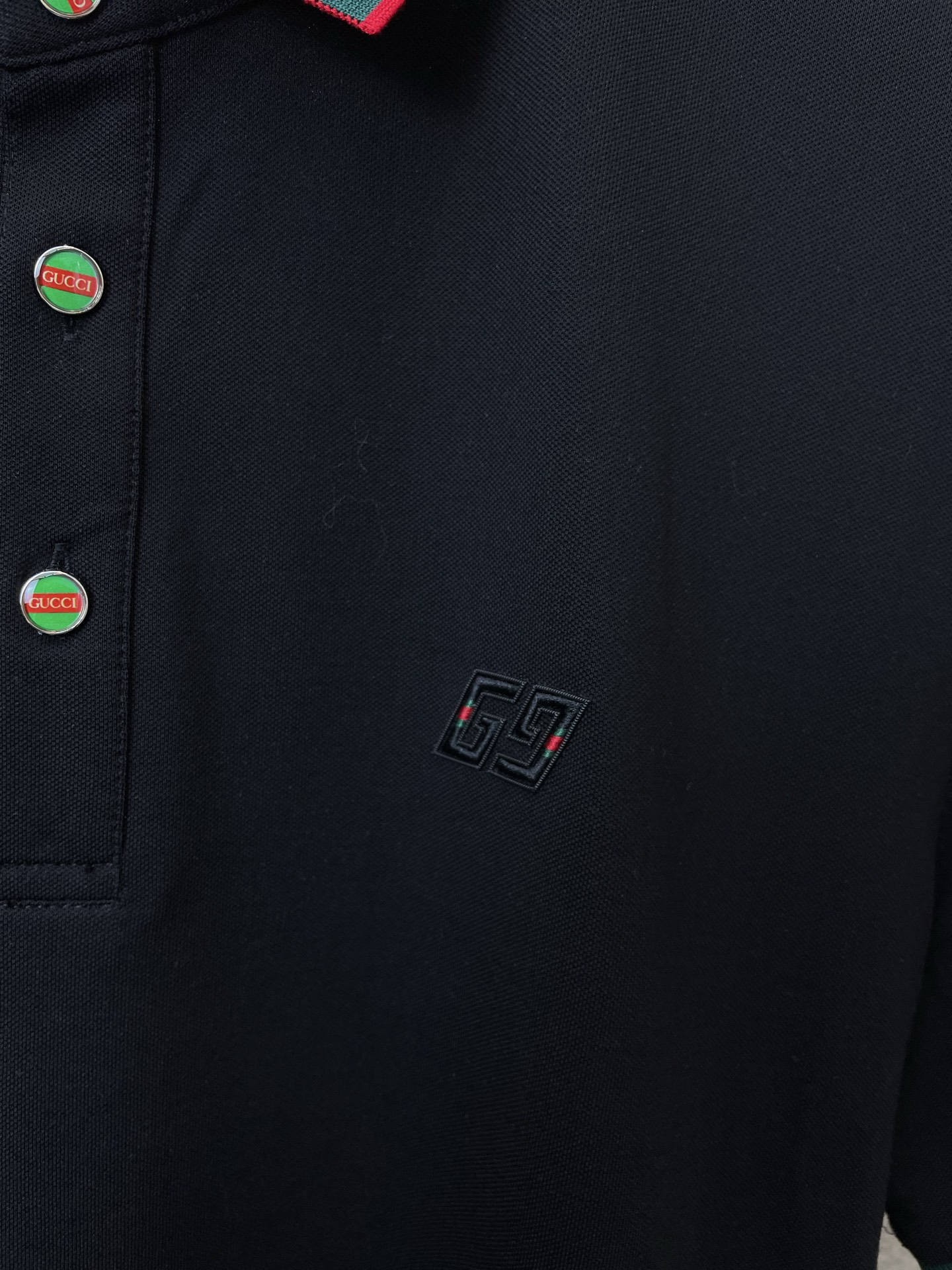 。Gucci古驰💥砸锅卖铁都要上的新款新款原单男士休闲短袖 高端定制 高端版本 时尚百搭爆款⚠️⚠️✨✨