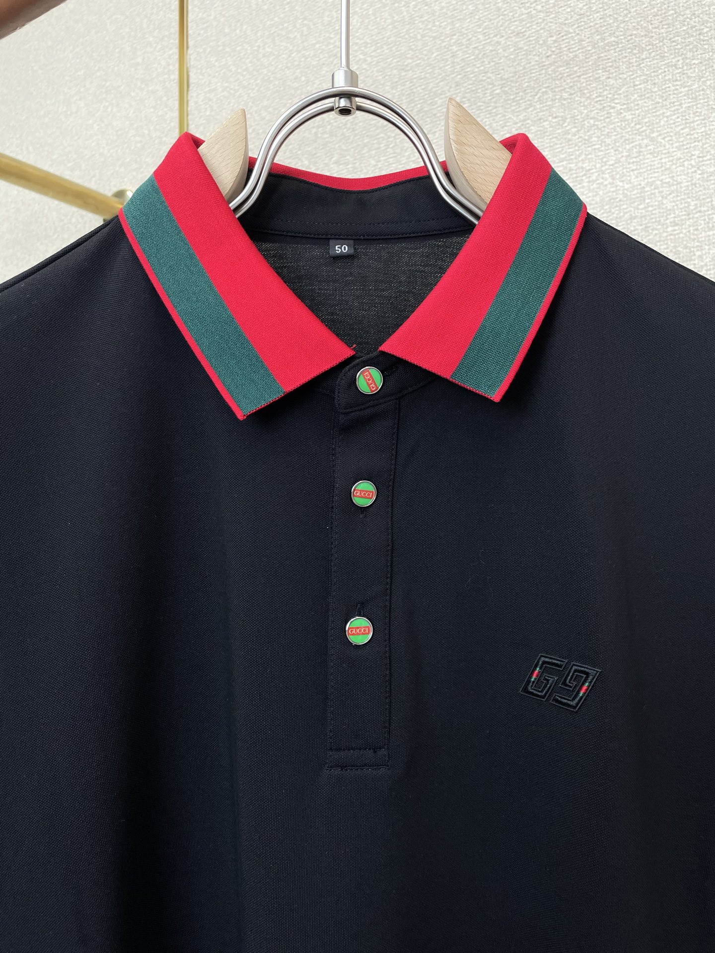 。Gucci古驰💥砸锅卖铁都要上的新款新款原单男士休闲短袖 高端定制 高端版本 时尚百搭爆款⚠️⚠️✨✨