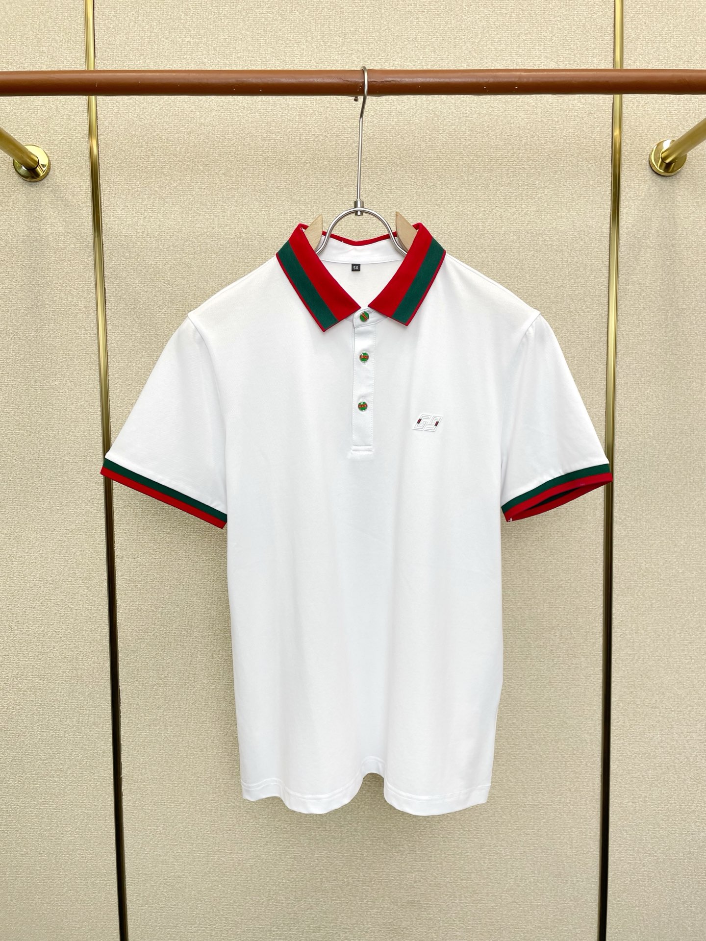 。Gucci古驰💥砸锅卖铁都要上的新款新款原单男士休闲短袖 高端定制 高端版本 时尚百搭爆款⚠️⚠️✨✨