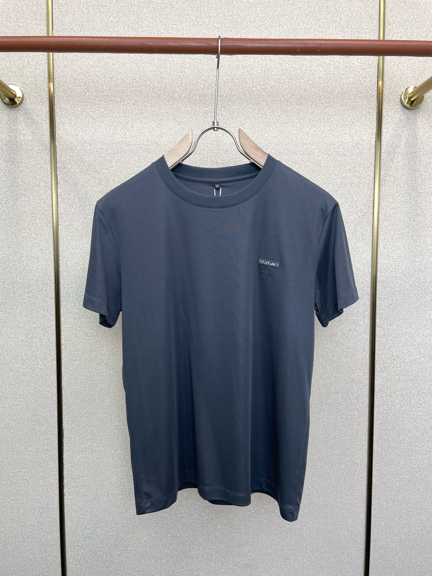 。Dior迪奥💥砸锅卖铁都要上的新款新款原单男士休闲短袖 高端定制 高端版本 时尚百搭爆款⚠️⚠️✨✨进