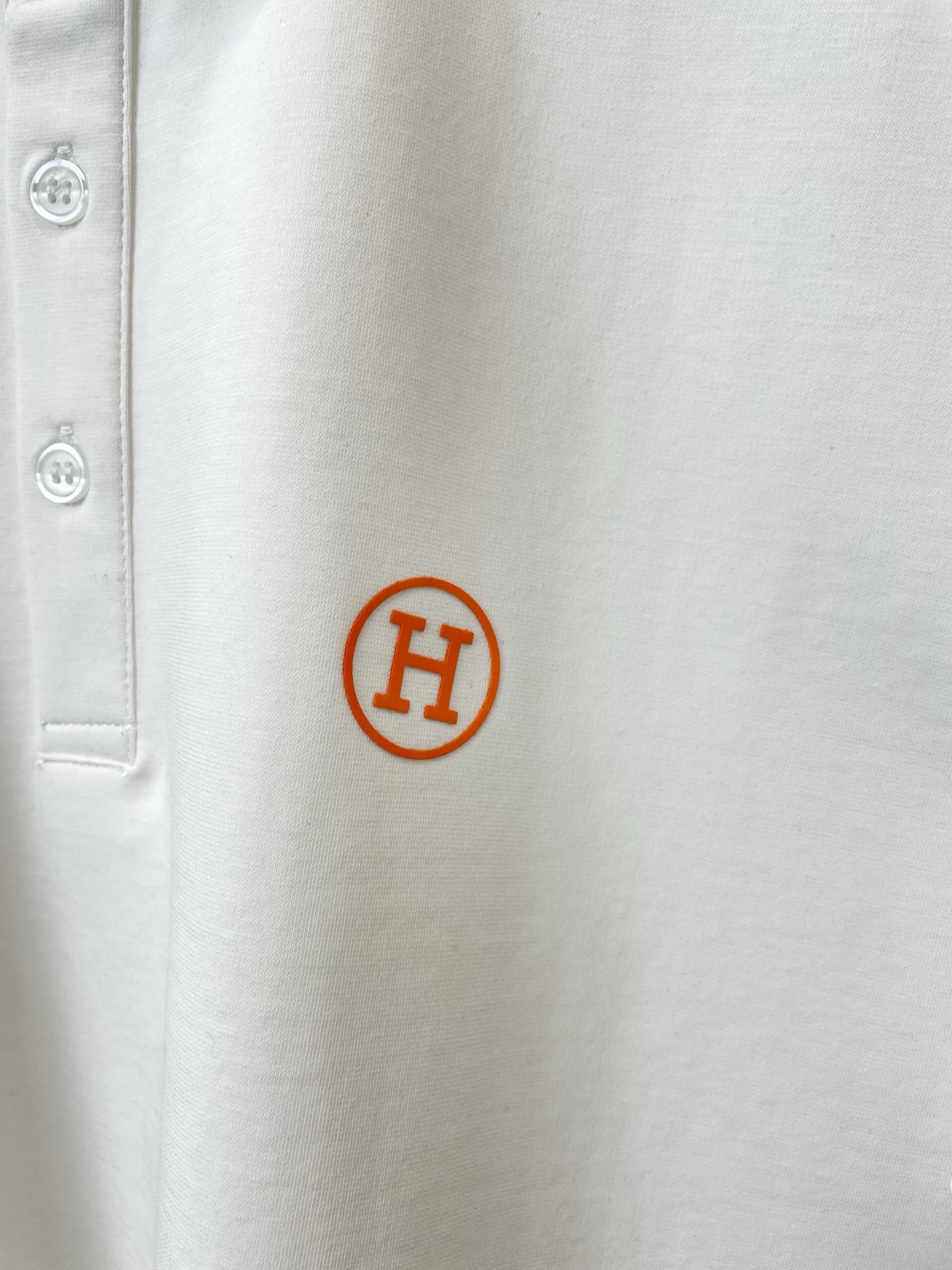 。Hermès爱马仕💥砸锅卖铁都要上的新款新款原单男士休闲短袖 高端定制 高端版本 时尚百搭爆款⚠️⚠️