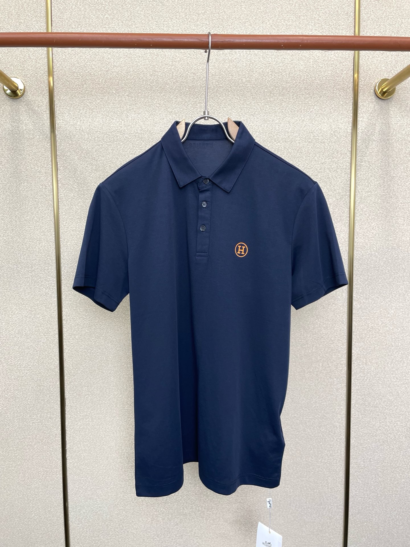 。Hermès爱马仕💥砸锅卖铁都要上的新款新款原单男士休闲短袖 高端定制 高端版本 时尚百搭爆款⚠️⚠️