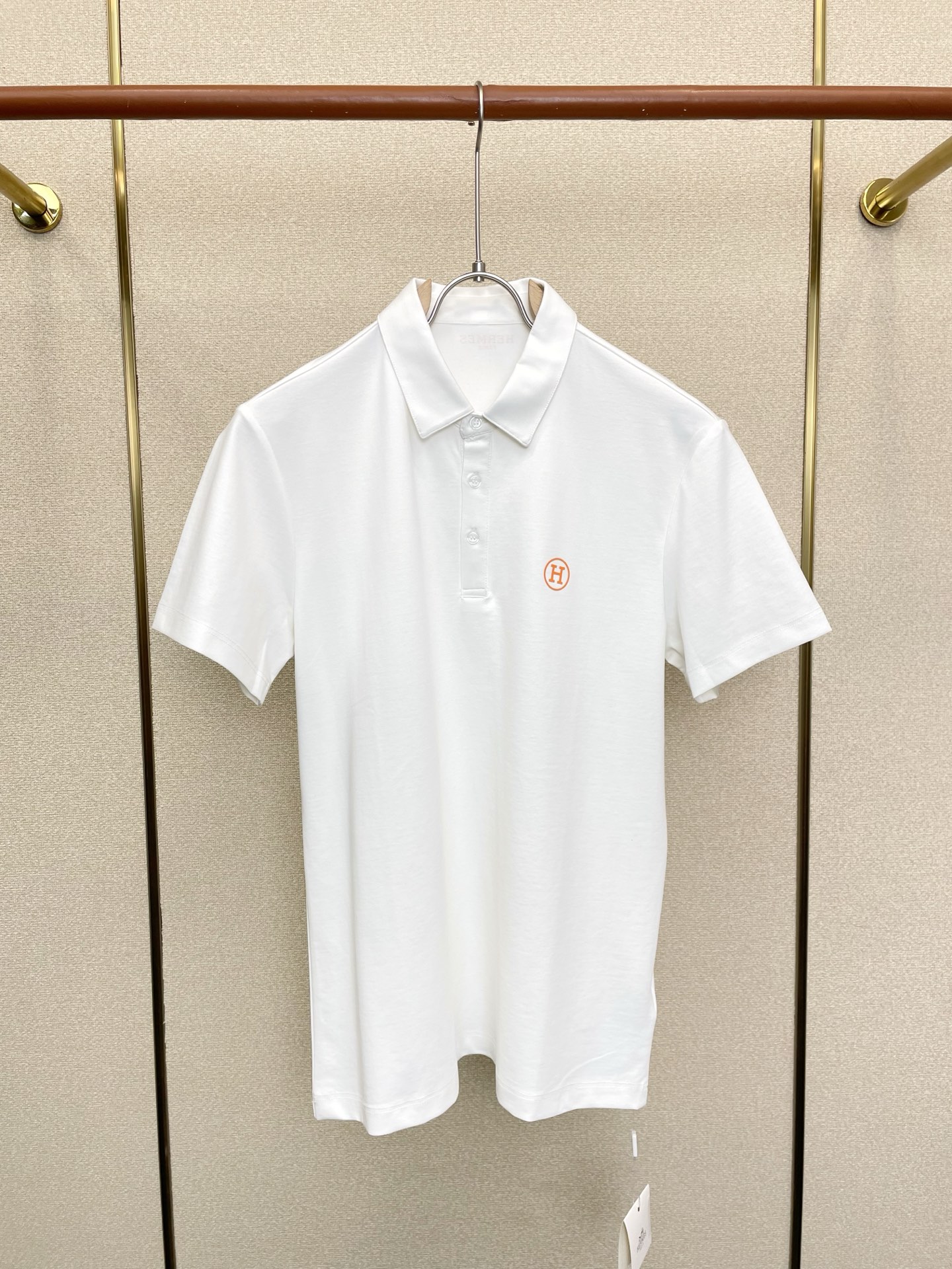 。Hermès爱马仕💥砸锅卖铁都要上的新款新款原单男士休闲短袖 高端定制 高端版本 时尚百搭爆款⚠️⚠️