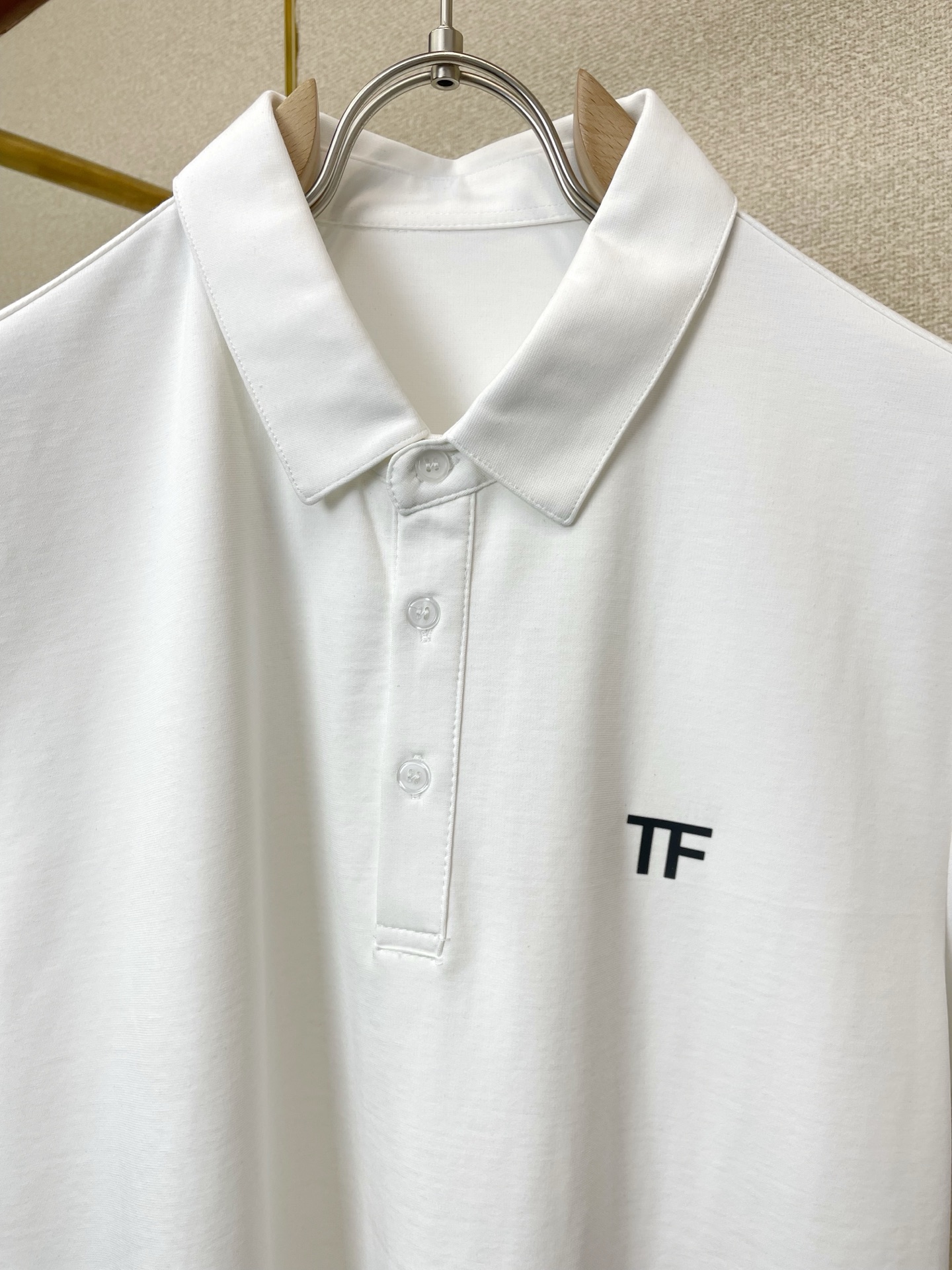 。TOM FORD汤姆福特💥砸锅卖铁都要上的新款新款原单男士休闲短袖 高端定制 高端版本 时尚百搭爆款⚠