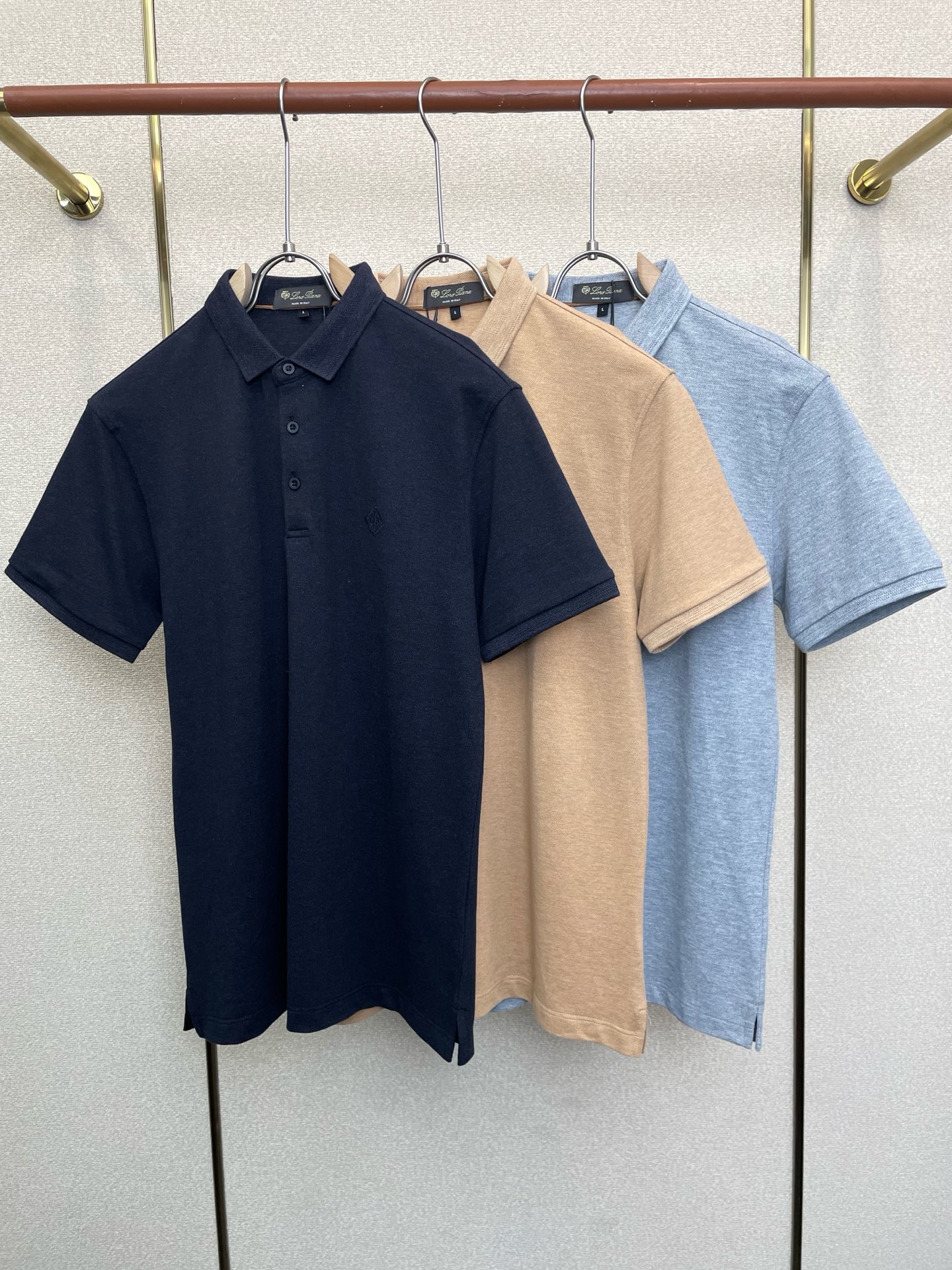 。Loro Piana-Loro Piana诺悠翩雅💥砸锅卖铁都要上的新款新款原单男士休闲短袖 高端定制