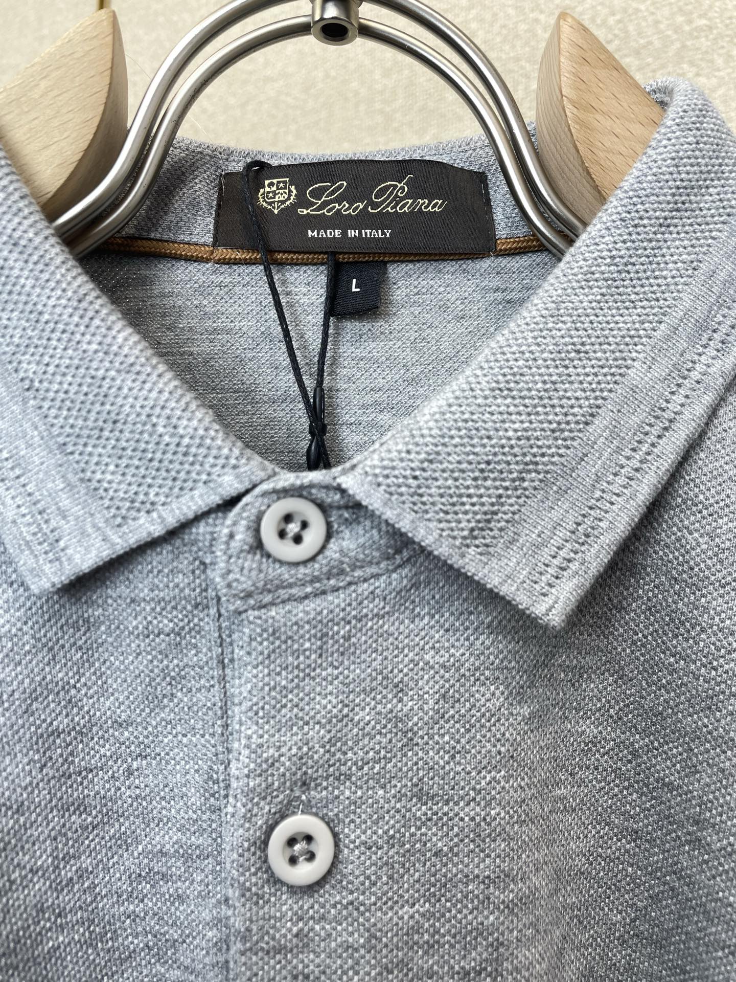 。Loro Piana-Loro Piana诺悠翩雅💥砸锅卖铁都要上的新款新款原单男士休闲短袖 高端定制