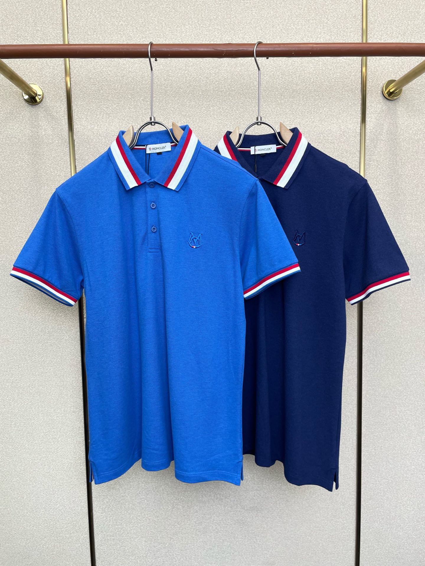 。Moncler蒙口💥砸锅卖铁都要上的新款新款原单男士休闲短袖 高端定制 高版本 时尚百搭爆款⚠️⚠️✨