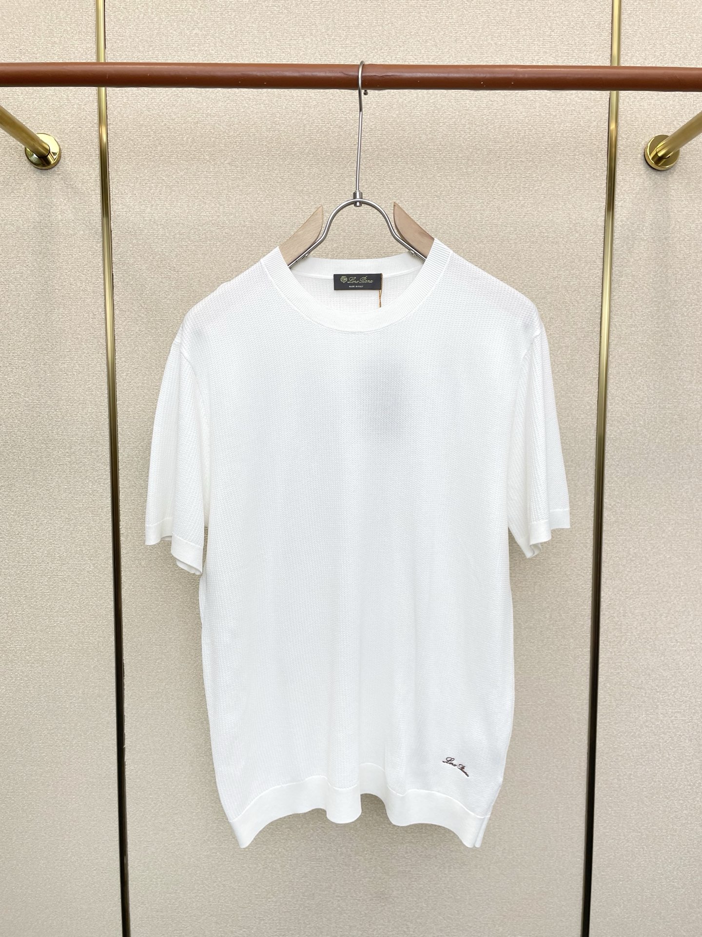 。Loro Piana-Loro Piana诺悠翩雅💥砸锅卖铁都要上的新款新款原单男士休闲短袖 高端定制