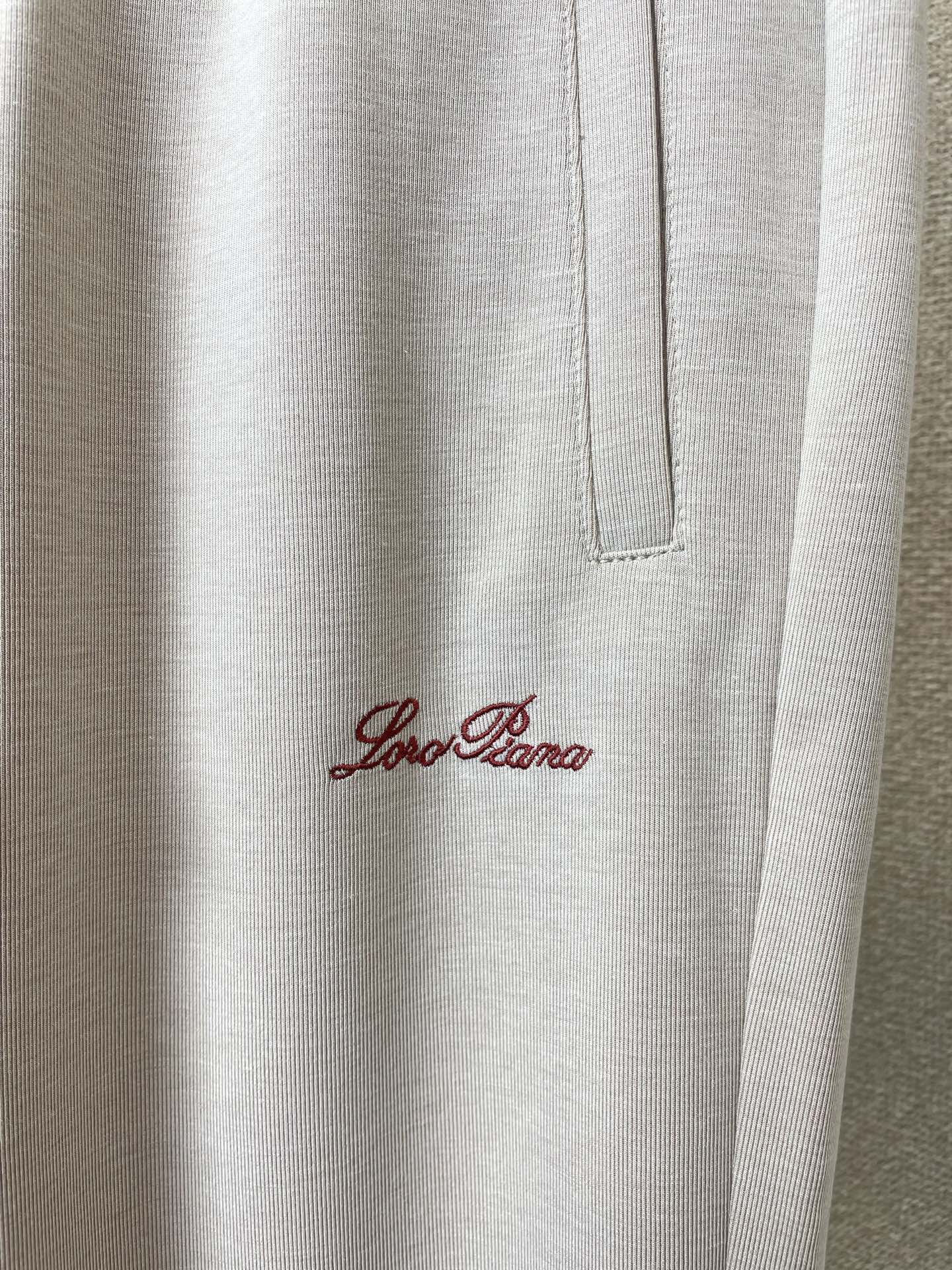 。Loro Piana-Loro Piana 诺悠翩雅💥砸锅卖铁都要上的新款新款休闲裤 高端版本！专柜定