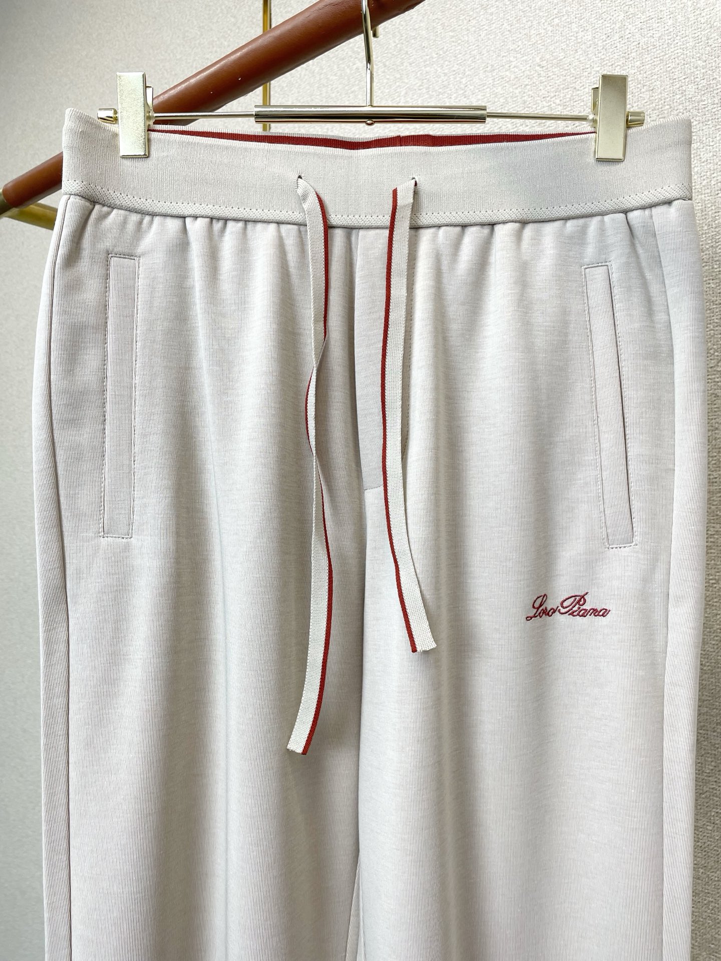 。Loro Piana-Loro Piana 诺悠翩雅💥砸锅卖铁都要上的新款新款休闲裤 高端版本！专柜定