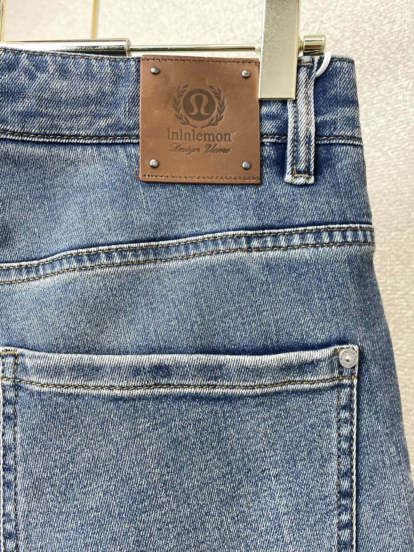 。Lululemon露露乐蒙💥砸锅卖铁都要上的新款新款休闲牛仔裤👖高端版本！专柜定制面料 透气舒适度高，