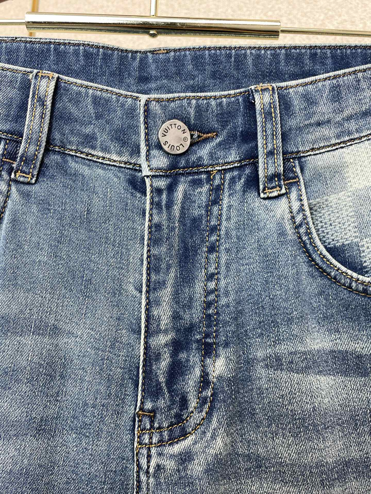 。Louis Vuitton路易威登💥砸锅卖铁都要上的新款新款休闲牛仔裤👖高端版本！专柜定制面料 透气舒
