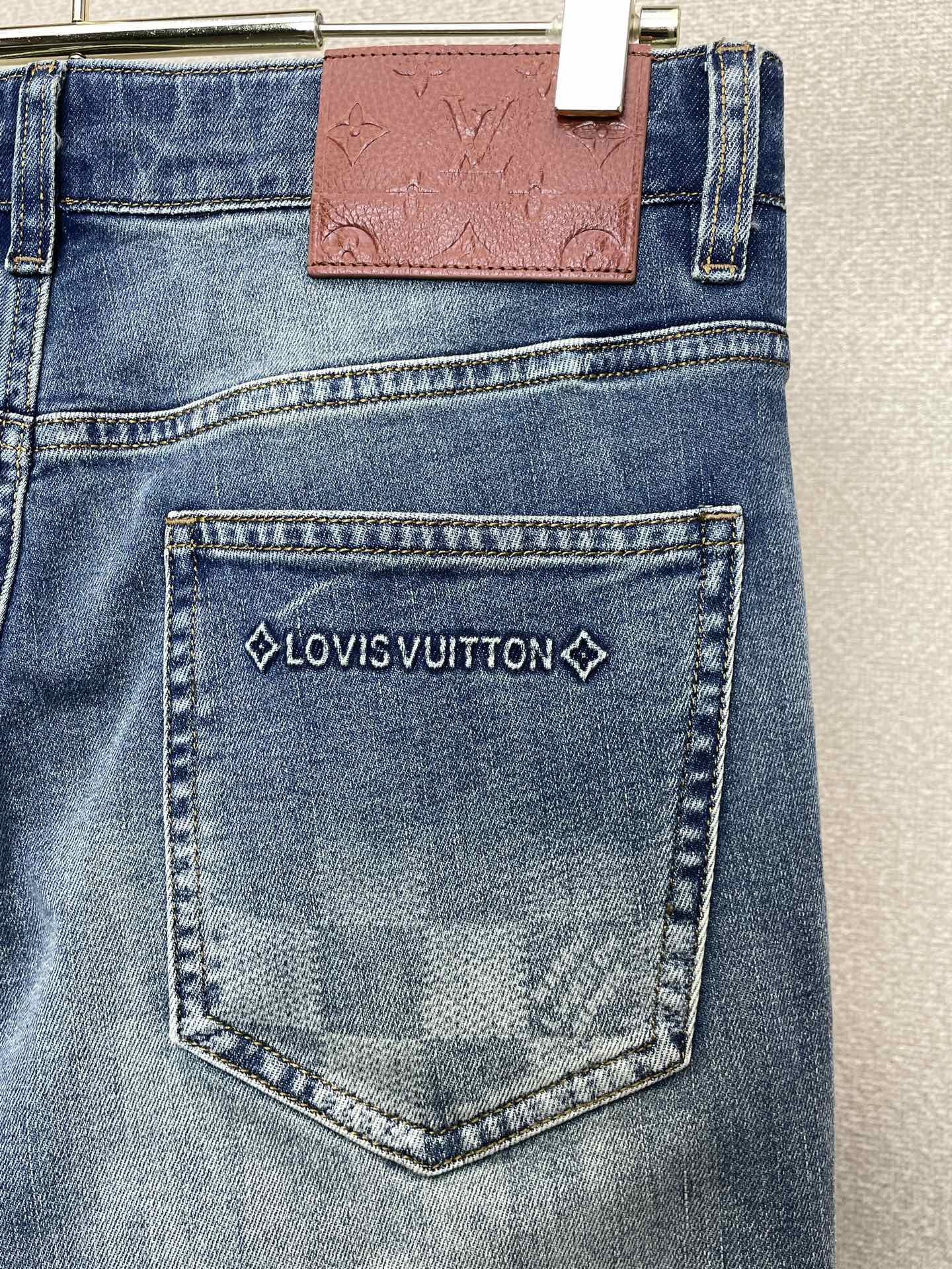 。Louis Vuitton路易威登💥砸锅卖铁都要上的新款新款休闲牛仔裤👖高端版本！专柜定制面料 透气舒