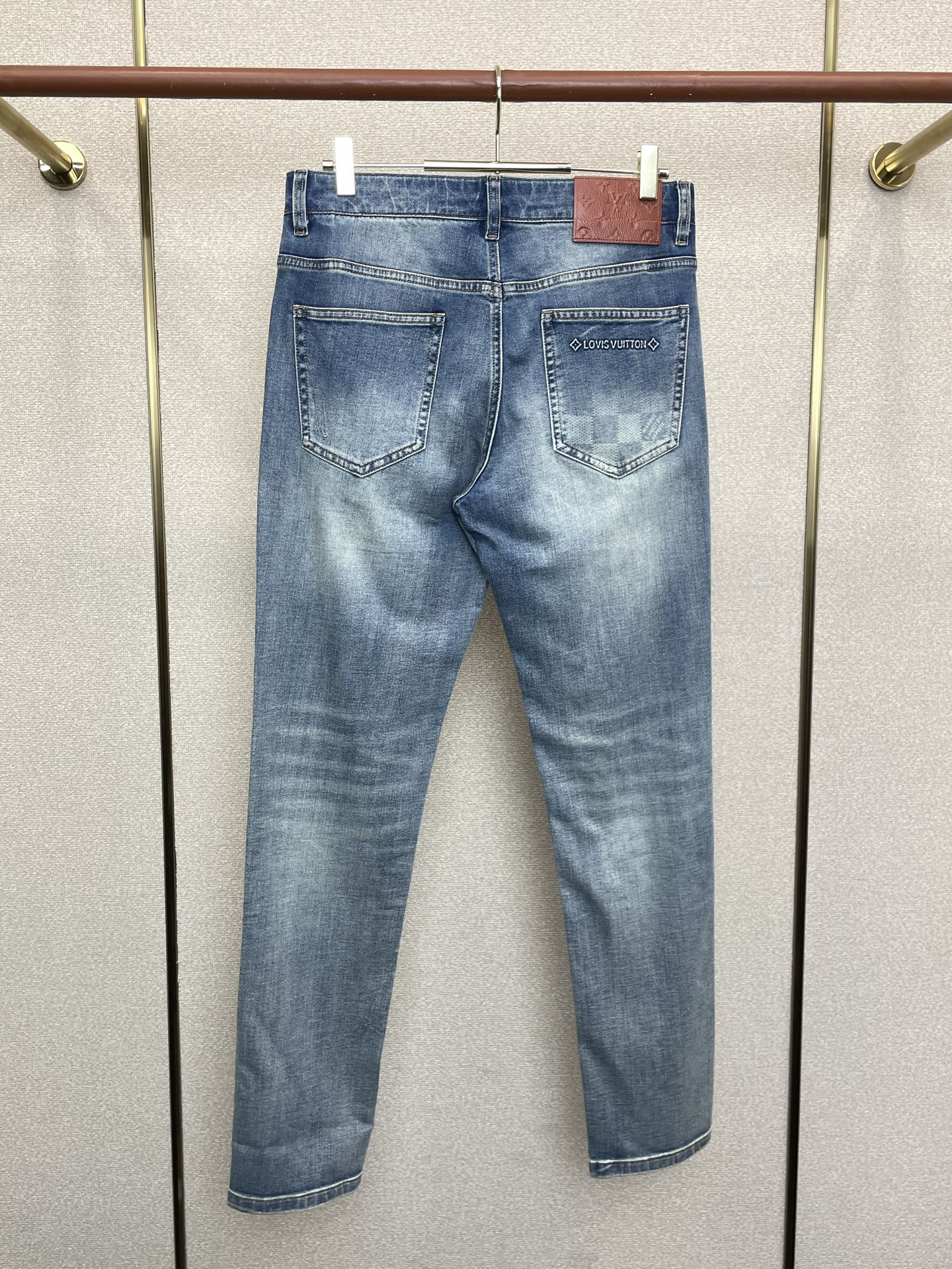 。Louis Vuitton路易威登💥砸锅卖铁都要上的新款新款休闲牛仔裤👖高端版本！专柜定制面料 透气舒