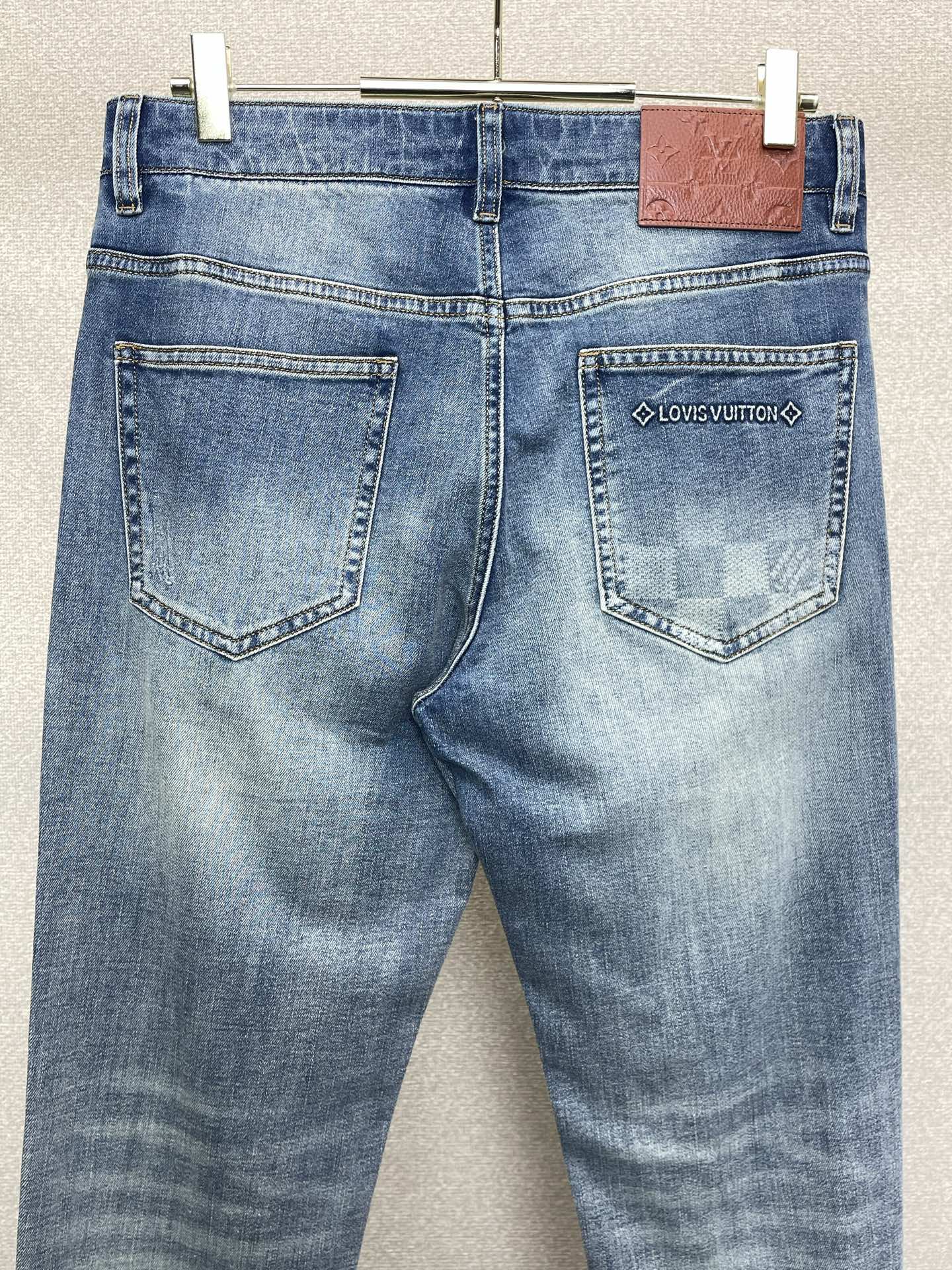 。Louis Vuitton路易威登💥砸锅卖铁都要上的新款新款休闲牛仔裤👖高端版本！专柜定制面料 透气舒