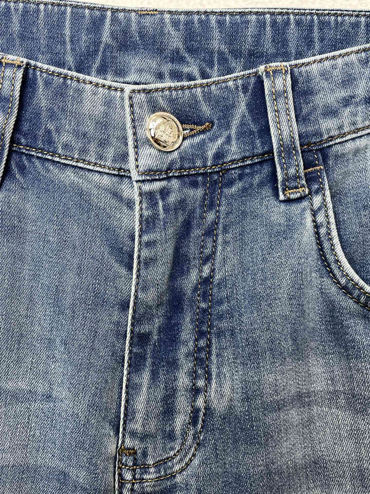 。Loro Piana-Loro Piana诺悠翩雅💥砸锅卖铁都要上的新款新款休闲牛仔裤👖高端版本！专柜