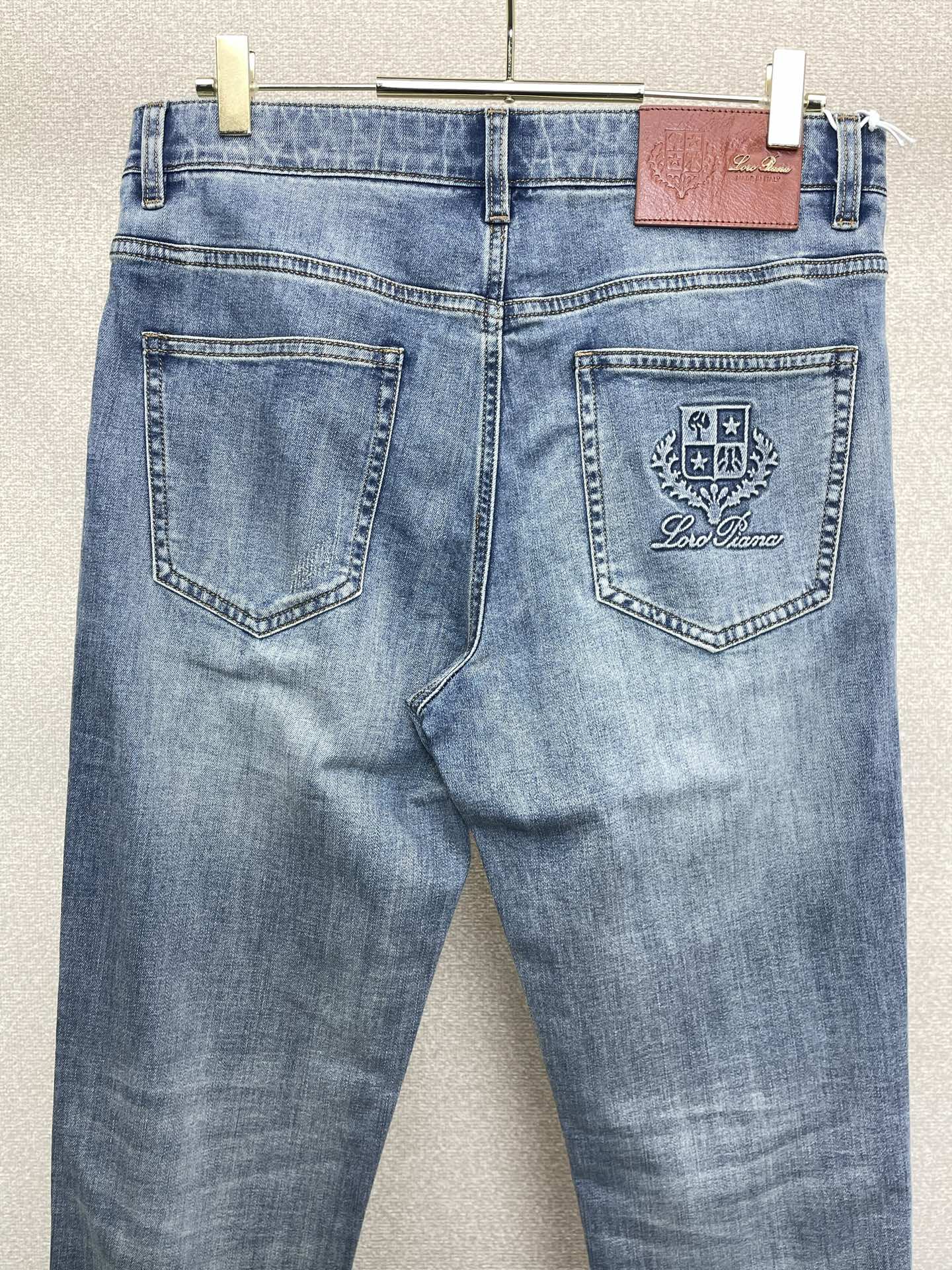 。Loro Piana-Loro Piana诺悠翩雅💥砸锅卖铁都要上的新款新款休闲牛仔裤👖高端版本！专柜