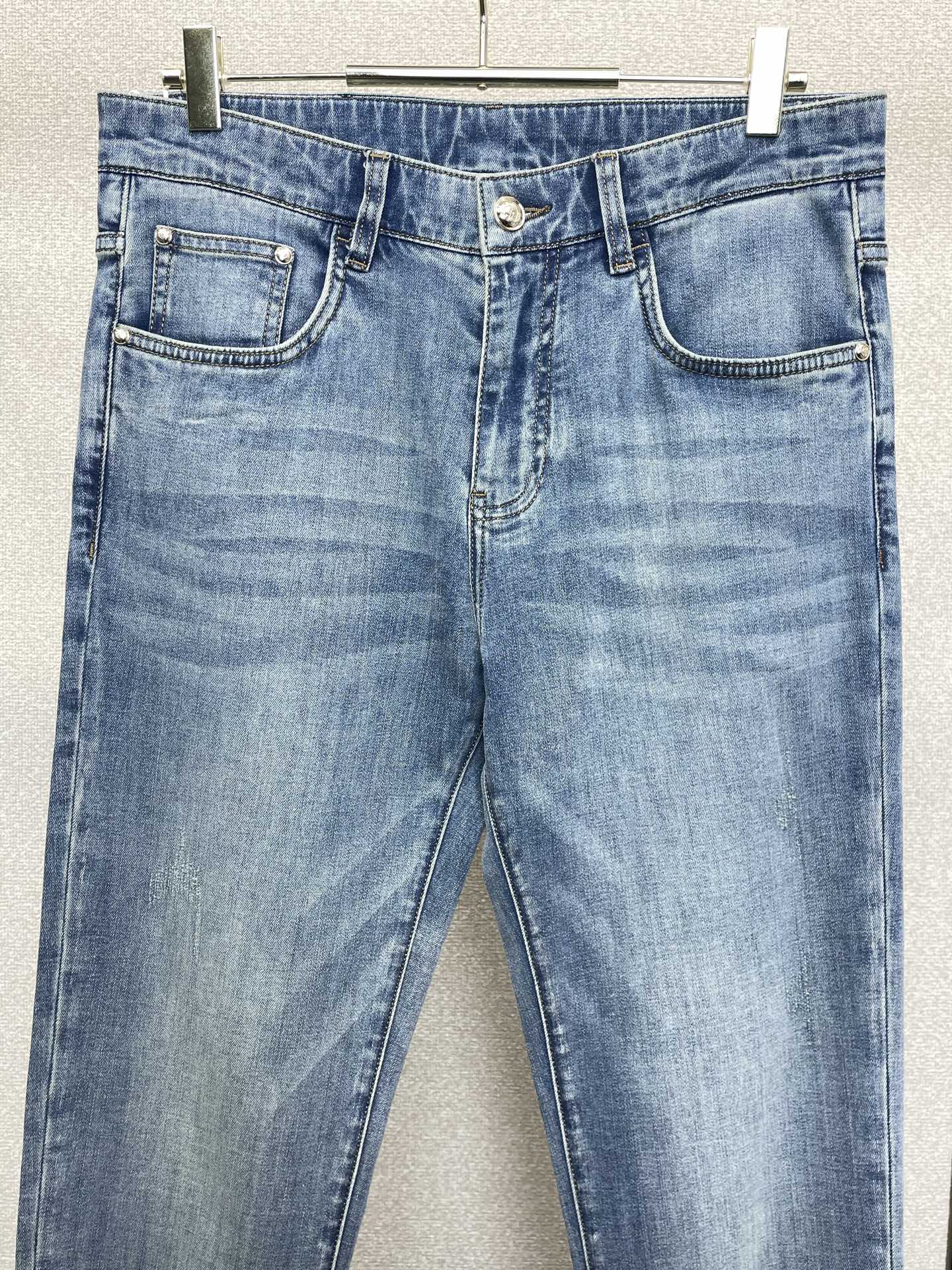 。Loro Piana-Loro Piana诺悠翩雅💥砸锅卖铁都要上的新款新款休闲牛仔裤👖高端版本！专柜