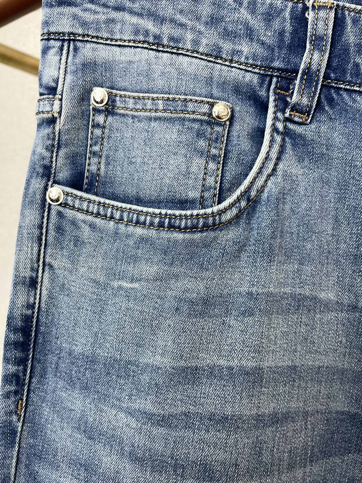 。Loro Piana-Loro Piana诺悠翩雅💥砸锅卖铁都要上的新款新款休闲牛仔裤👖高端版本！专柜