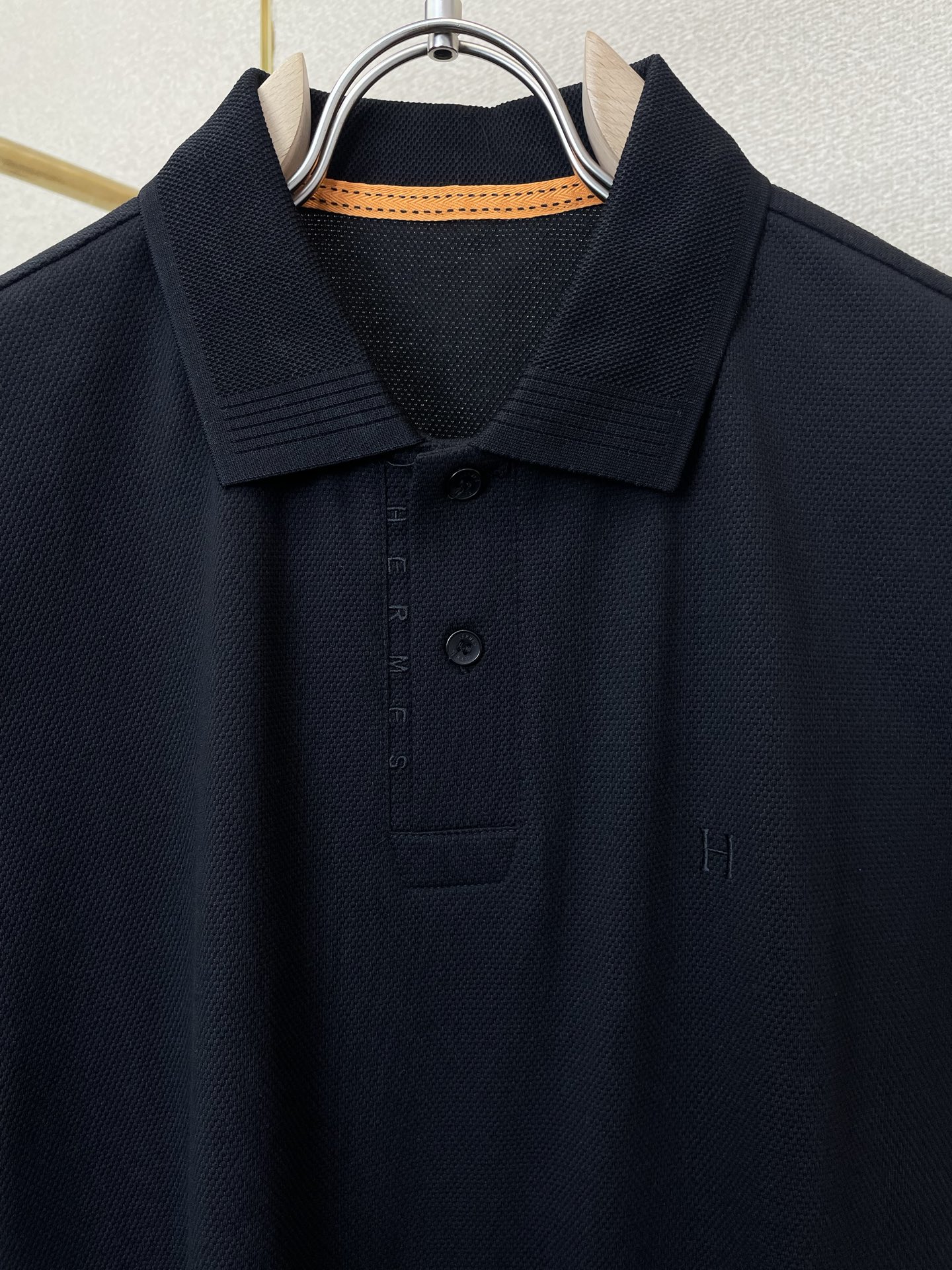 。Hermès爱马仕💥砸锅卖铁都要上的新款新款原单男士休闲短袖 高端定制 高端版本 时尚百搭爆款⚠️⚠️