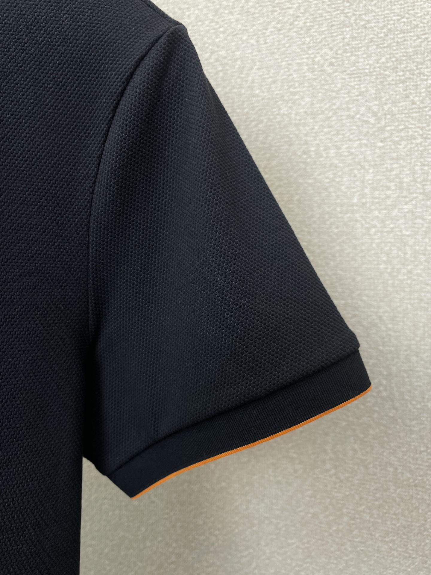 。Hermès爱马仕💥砸锅卖铁都要上的新款新款原单男士休闲短袖 高端定制 高端版本 时尚百搭爆款⚠️⚠️