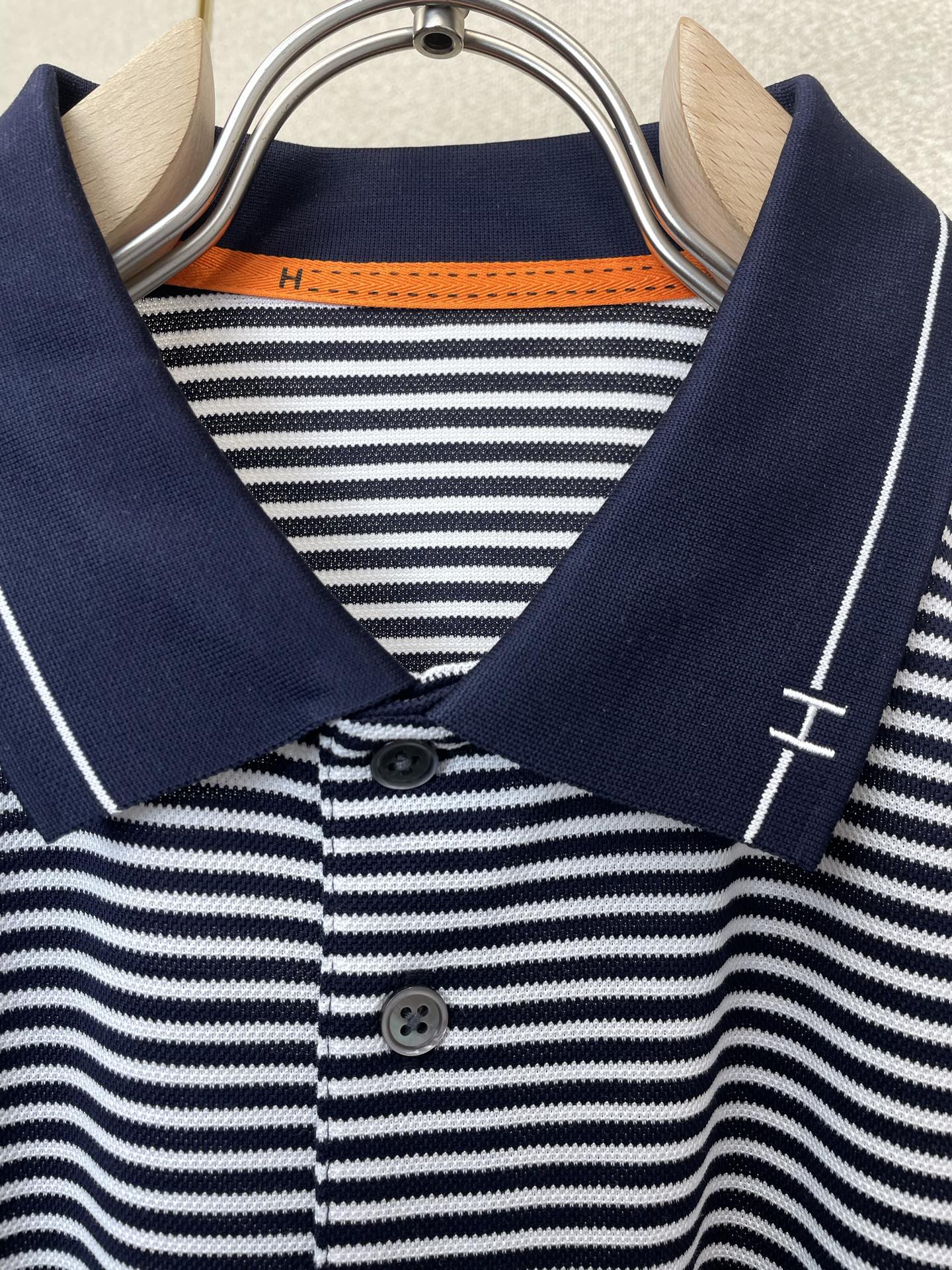 。Hermès爱马仕💥砸锅卖铁都要上的新款新款原单男士休闲短袖 高端定制 高端版本 时尚百搭爆款⚠️⚠️