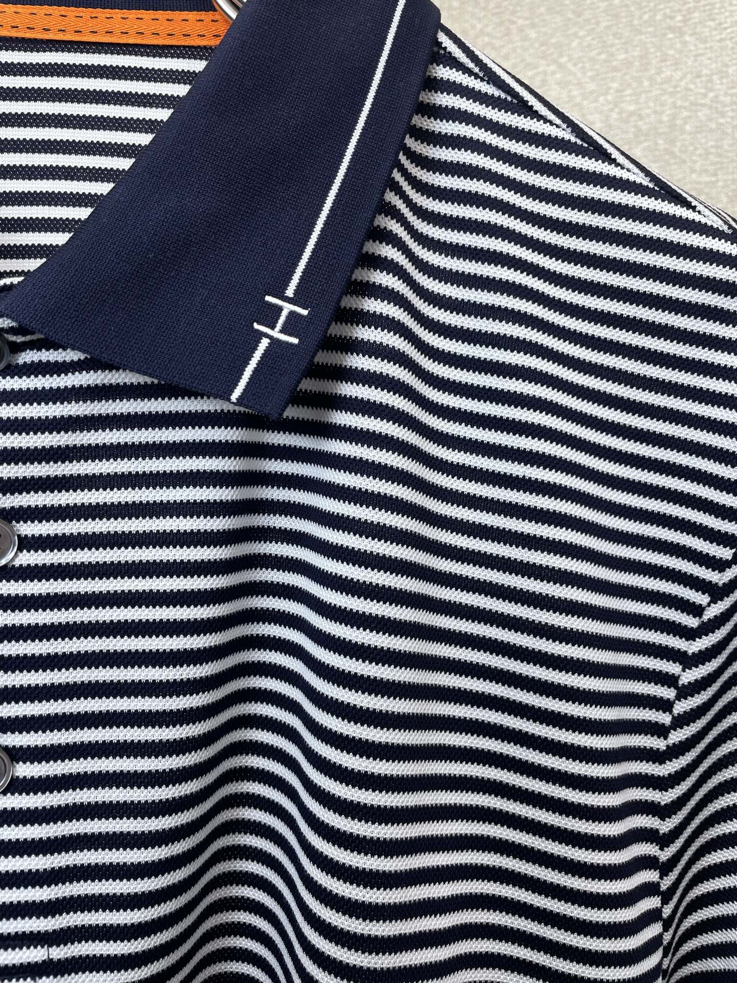 。Hermès爱马仕💥砸锅卖铁都要上的新款新款原单男士休闲短袖 高端定制 高端版本 时尚百搭爆款⚠️⚠️